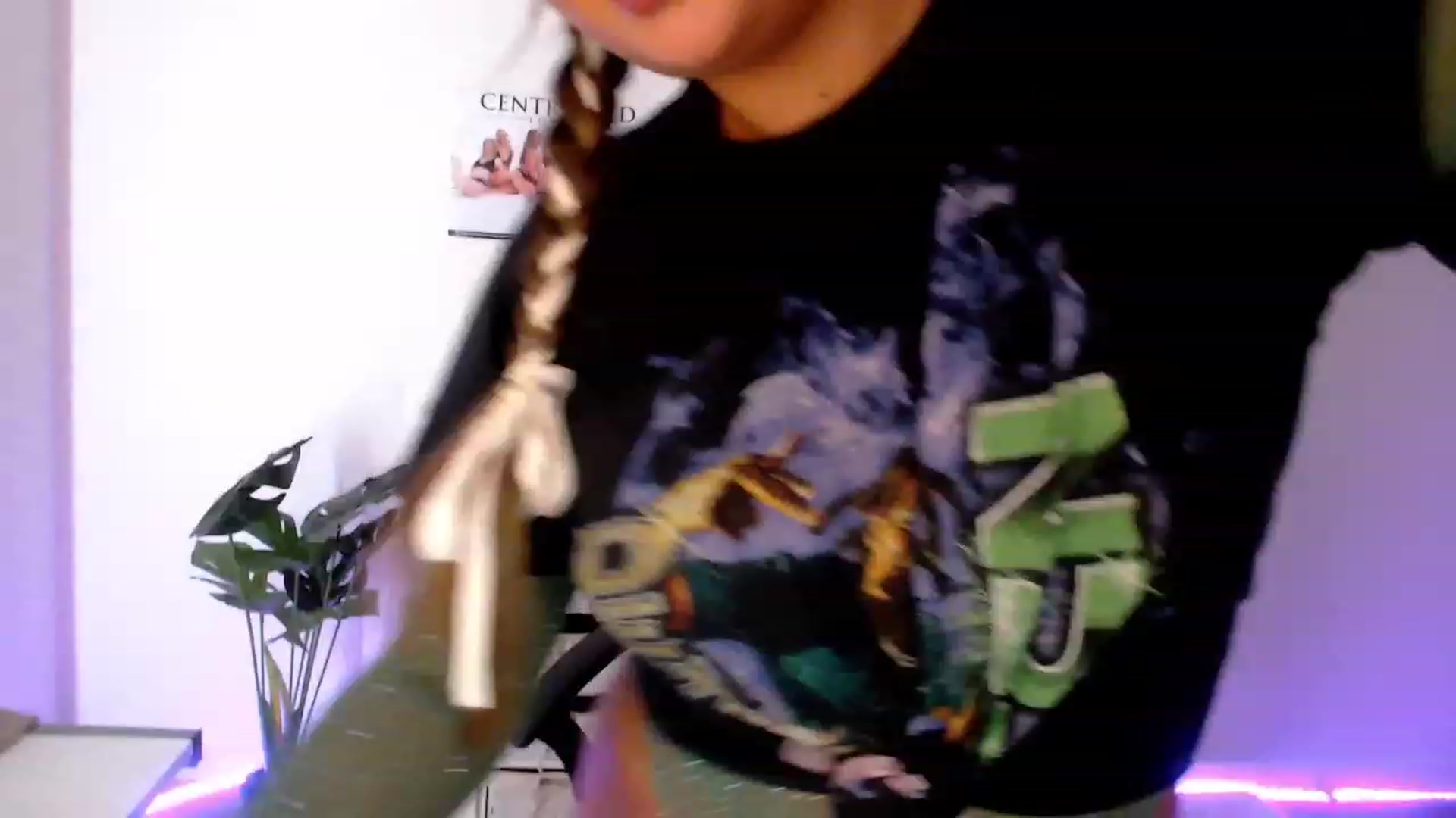 Gallery image thumbnail from StonksRoom's myfreecams stream on, 12/22/2023, 08:51 image 7 of 20