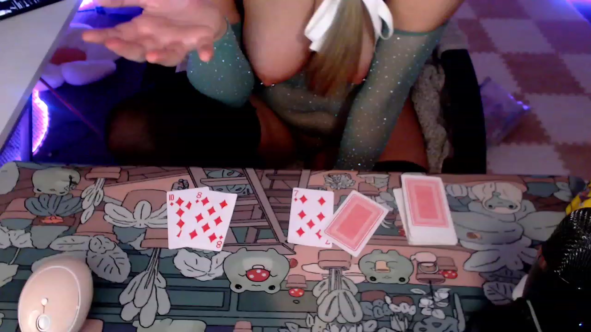 Gallery image thumbnail from StonksRoom's myfreecams stream on, 12/22/2023, 14:34 image 2 of 20
