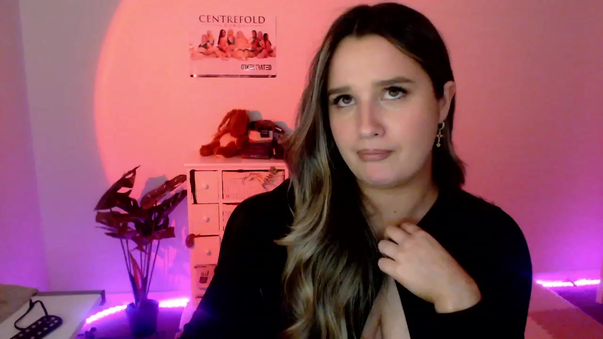 Gallery image thumbnail from StonksRoom's myfreecams stream on, 12/30/2023, 12:26 image 4 of 20