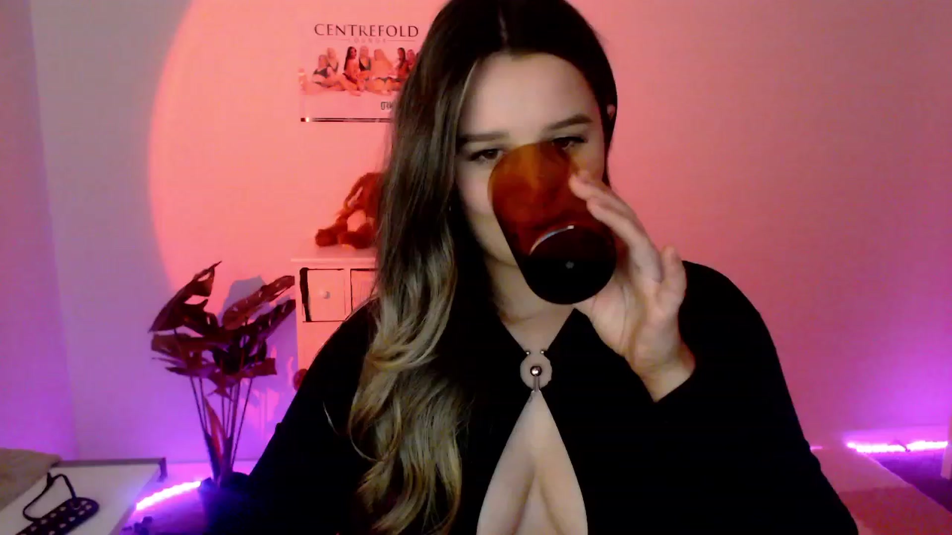 Gallery image thumbnail from StonksRoom's myfreecams stream on, 12/30/2023, 12:26 image 1 of 20