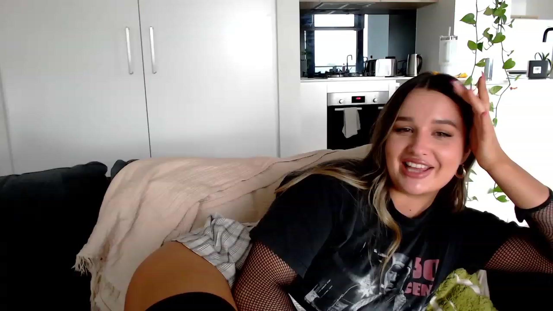 Gallery image thumbnail from StonksRoom's myfreecams stream on, 01/07/2024, 09:52 image 8 of 20