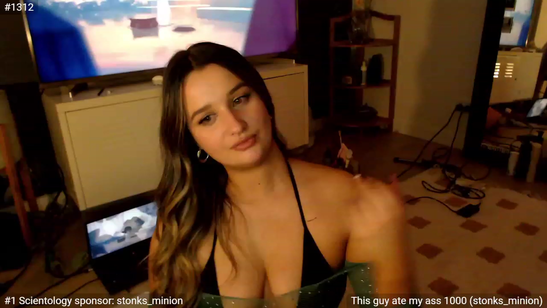 Gallery image thumbnail from StonksRoom's myfreecams stream on, 01/07/2024, 13:52 image 9 of 20