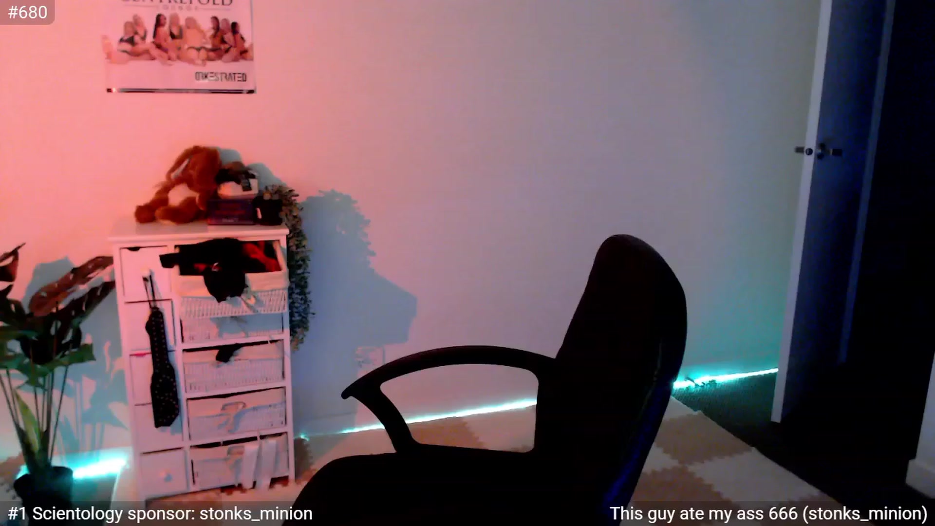 Gallery image thumbnail from StonksRoom's myfreecams stream on, 01/12/2024, 10:21 image 14 of 20