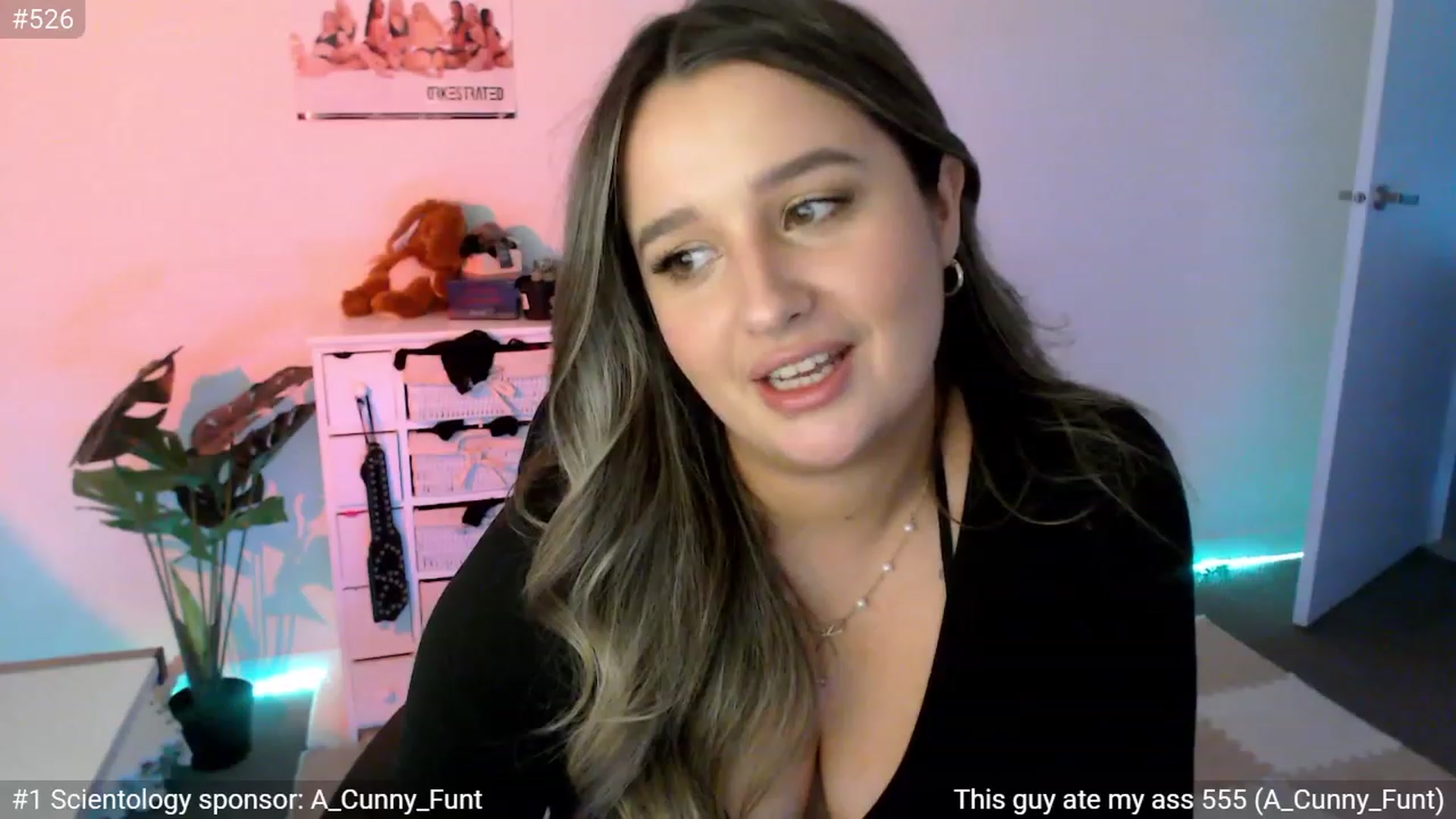 Gallery image thumbnail from StonksRoom's myfreecams stream on, 01/13/2024, 12:25 image 2 of 20