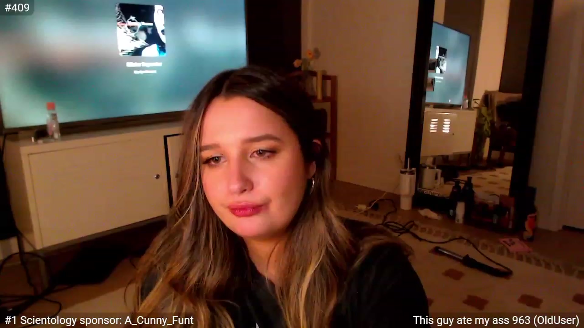 Gallery image thumbnail from StonksRoom's myfreecams stream on, 01/13/2024, 16:38 image 7 of 20