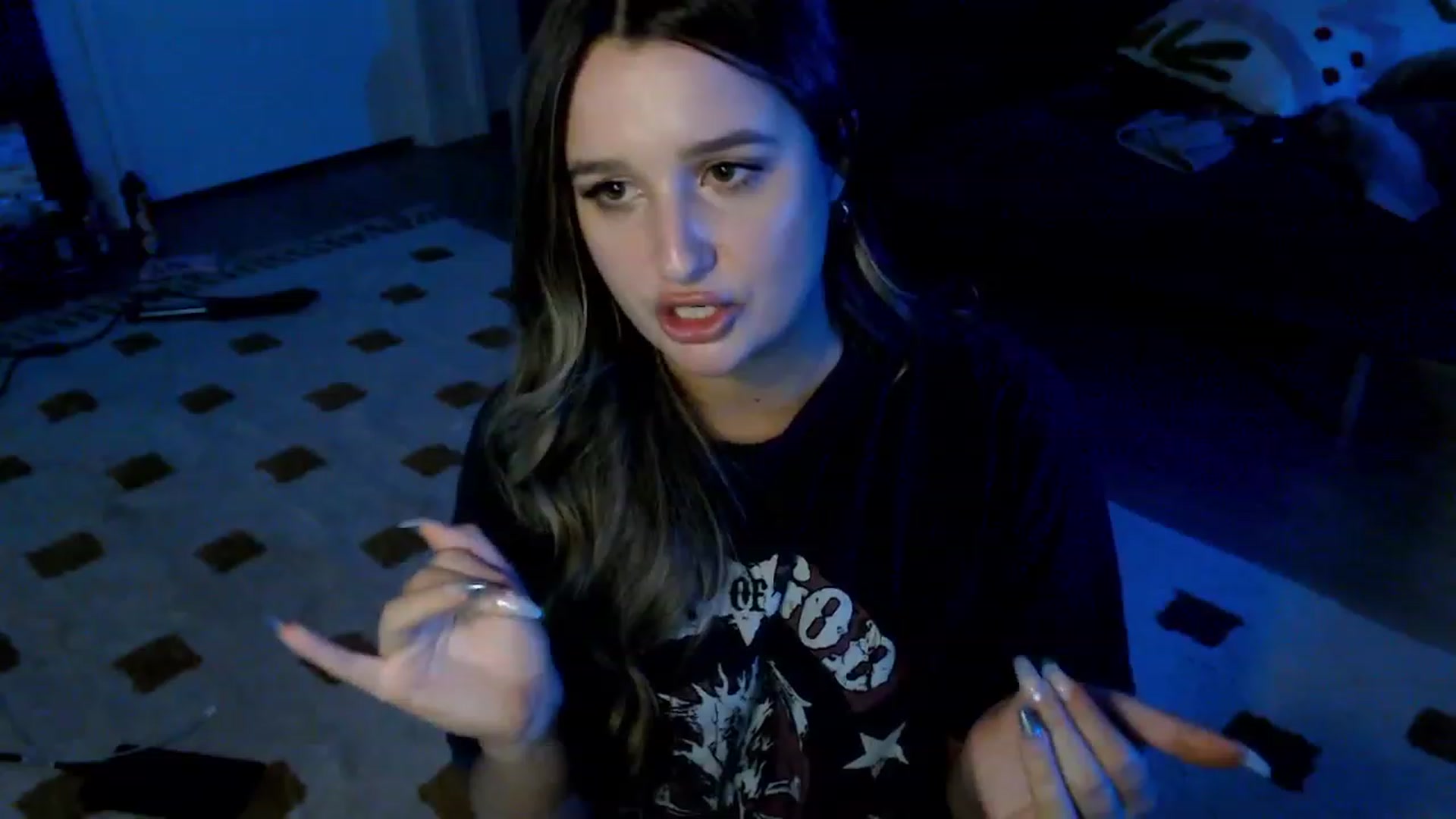 Gallery image thumbnail from StonksRoom's myfreecams stream on, 01/13/2024, 19:08 image 18 of 20