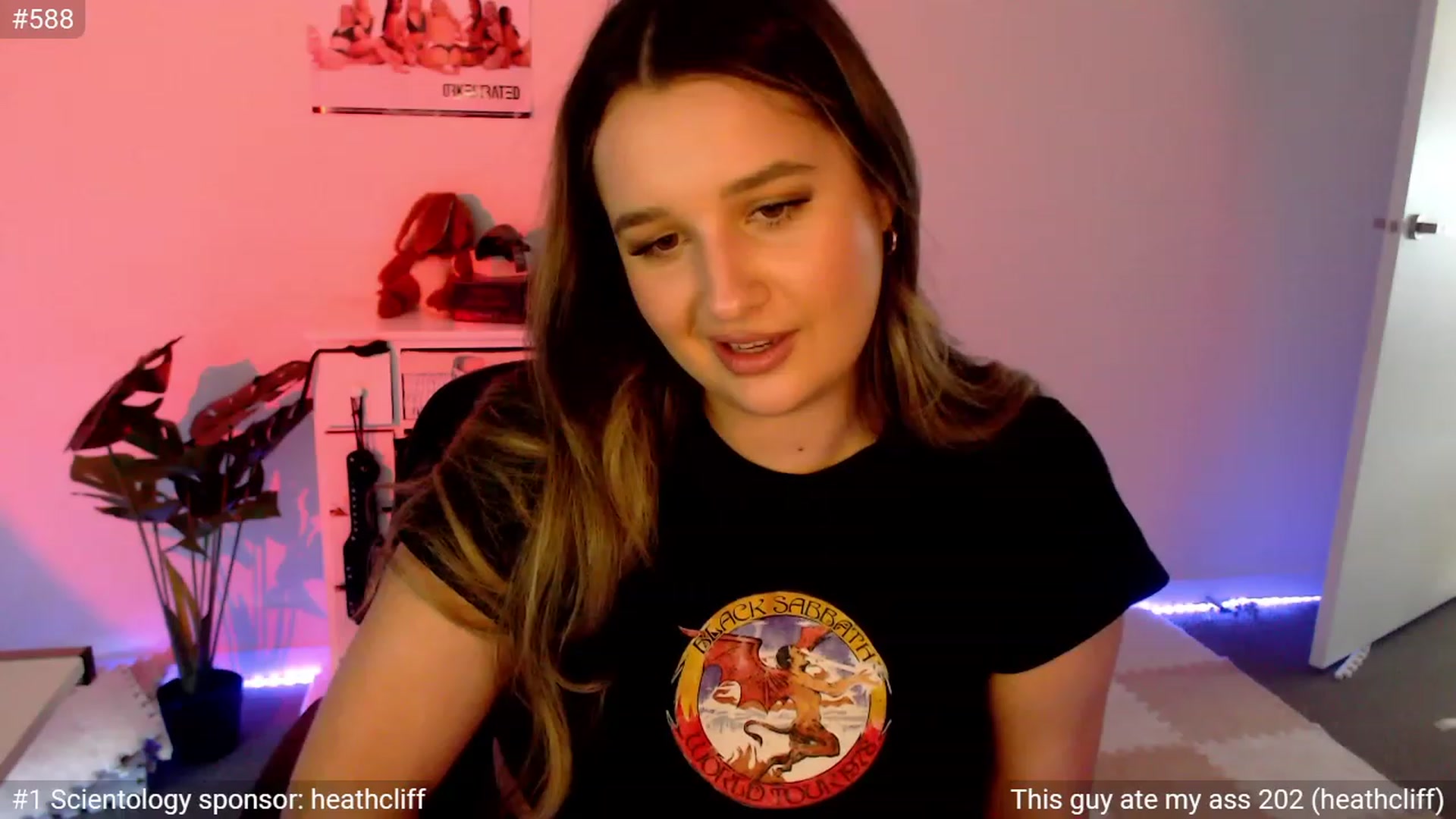 Gallery image thumbnail from StonksRoom's myfreecams stream on, 01/28/2024, 07:25 image 13 of 20