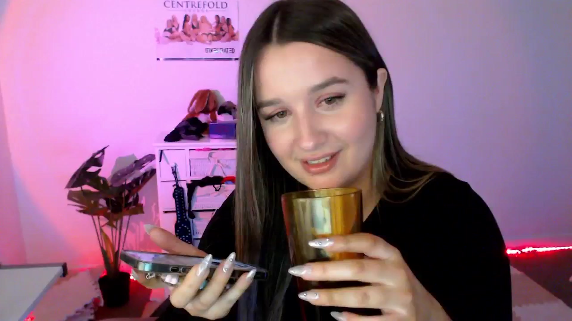 Gallery image thumbnail from StonksRoom's myfreecams stream on, 01/31/2024, 11:30 image 18 of 20