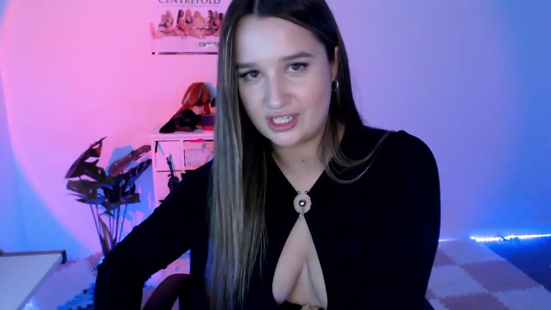 Gallery image thumbnail from StonksRoom's myfreecams stream on, 01/31/2024, 11:30 image 16 of 20