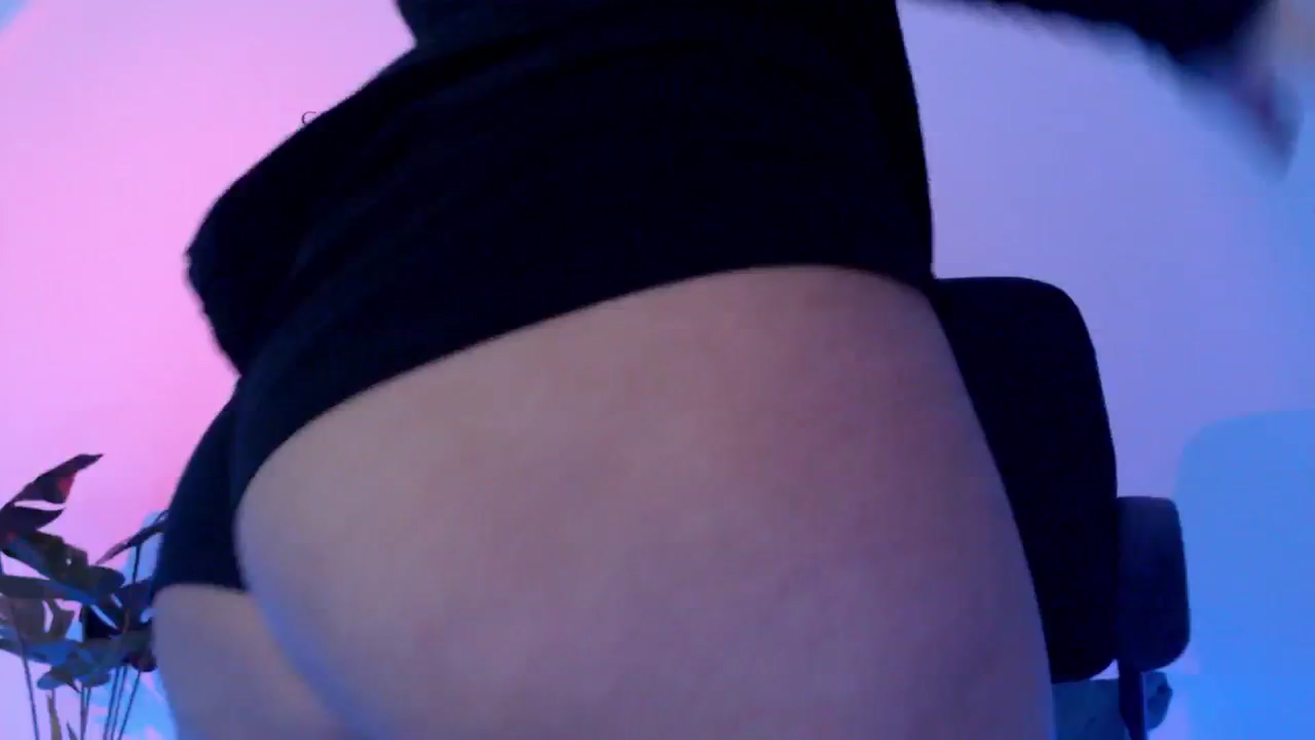 Gallery image thumbnail from StonksRoom's myfreecams stream on, 01/31/2024, 11:30 image 1 of 20