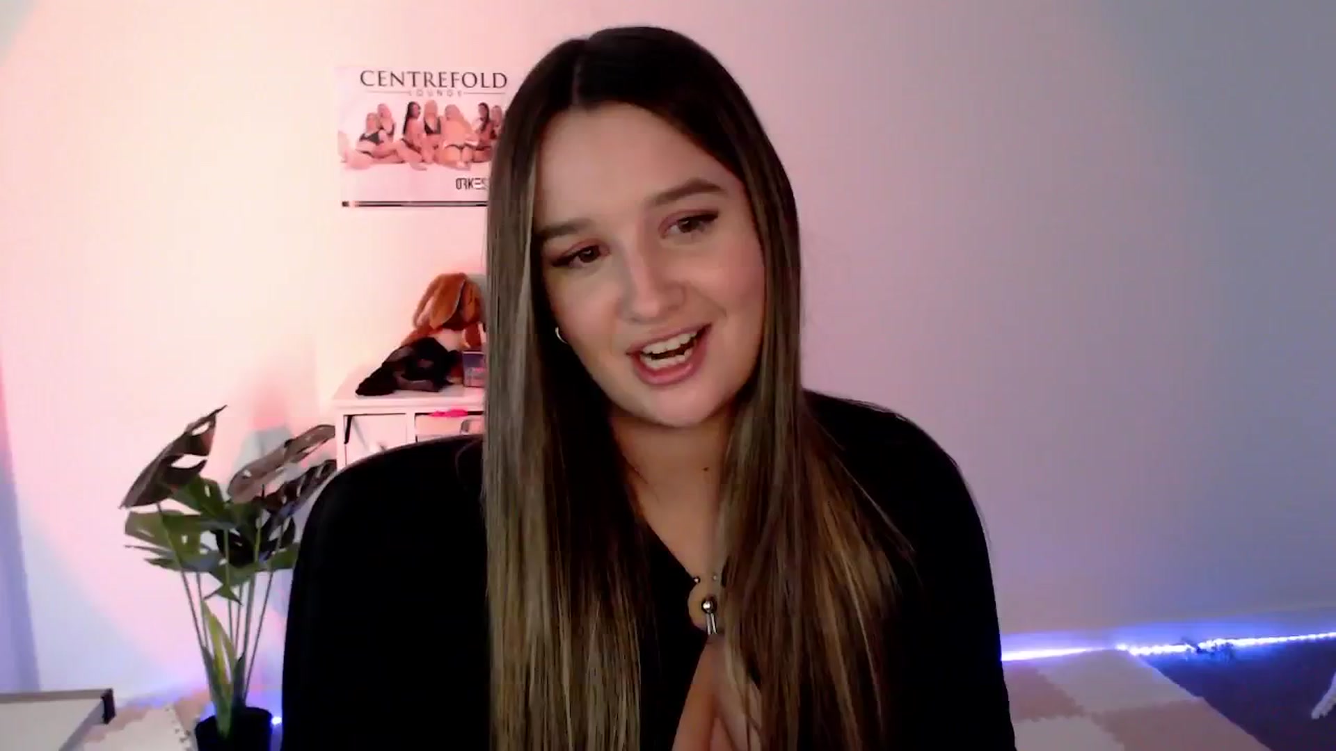 Gallery image thumbnail from StonksRoom's myfreecams stream on, 01/31/2024, 11:30 image 8 of 20