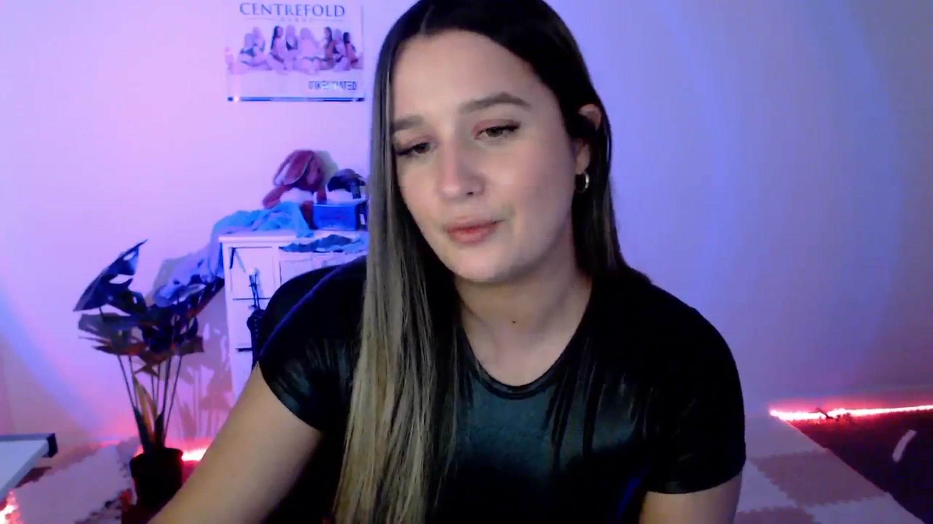 Gallery image thumbnail from StonksRoom's myfreecams stream on, 01/31/2024, 12:33 image 9 of 20