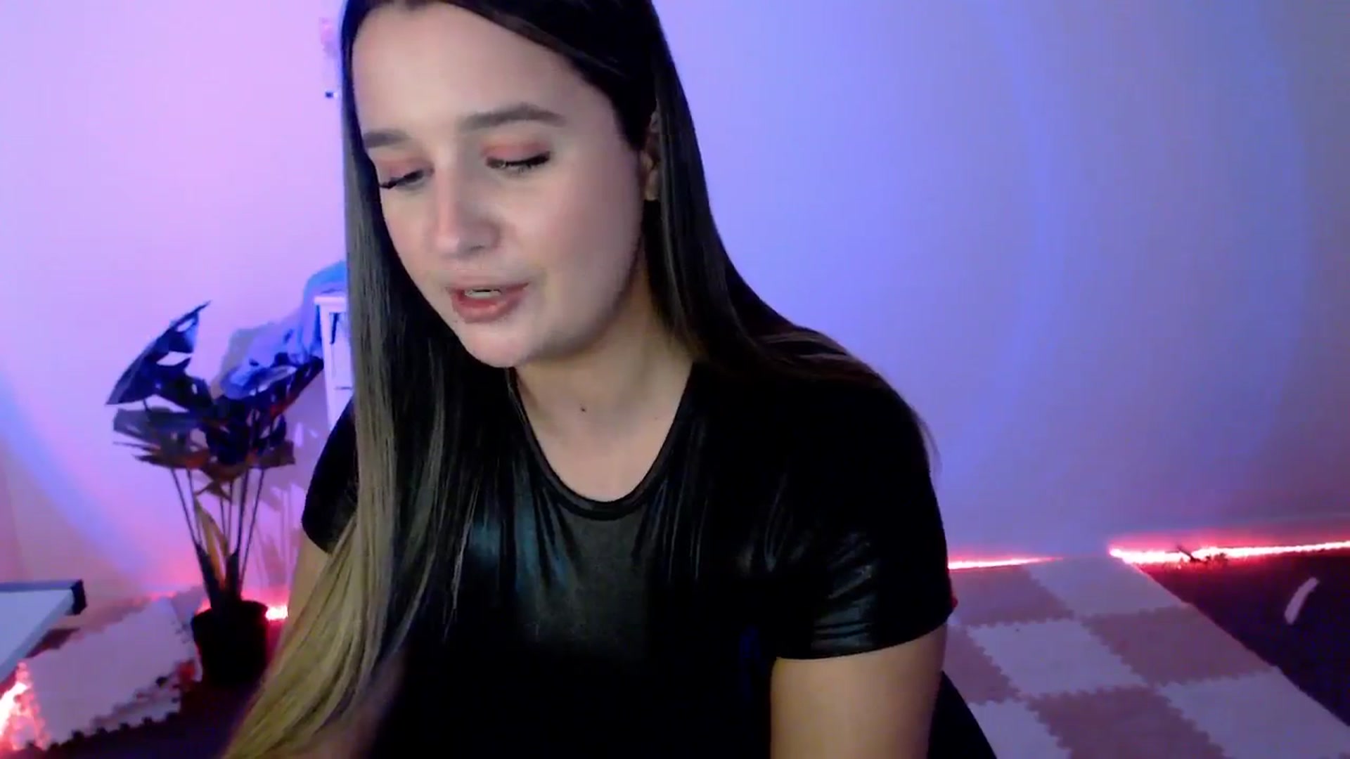 Gallery image thumbnail from StonksRoom's myfreecams stream on, 01/31/2024, 12:33 image 20 of 20