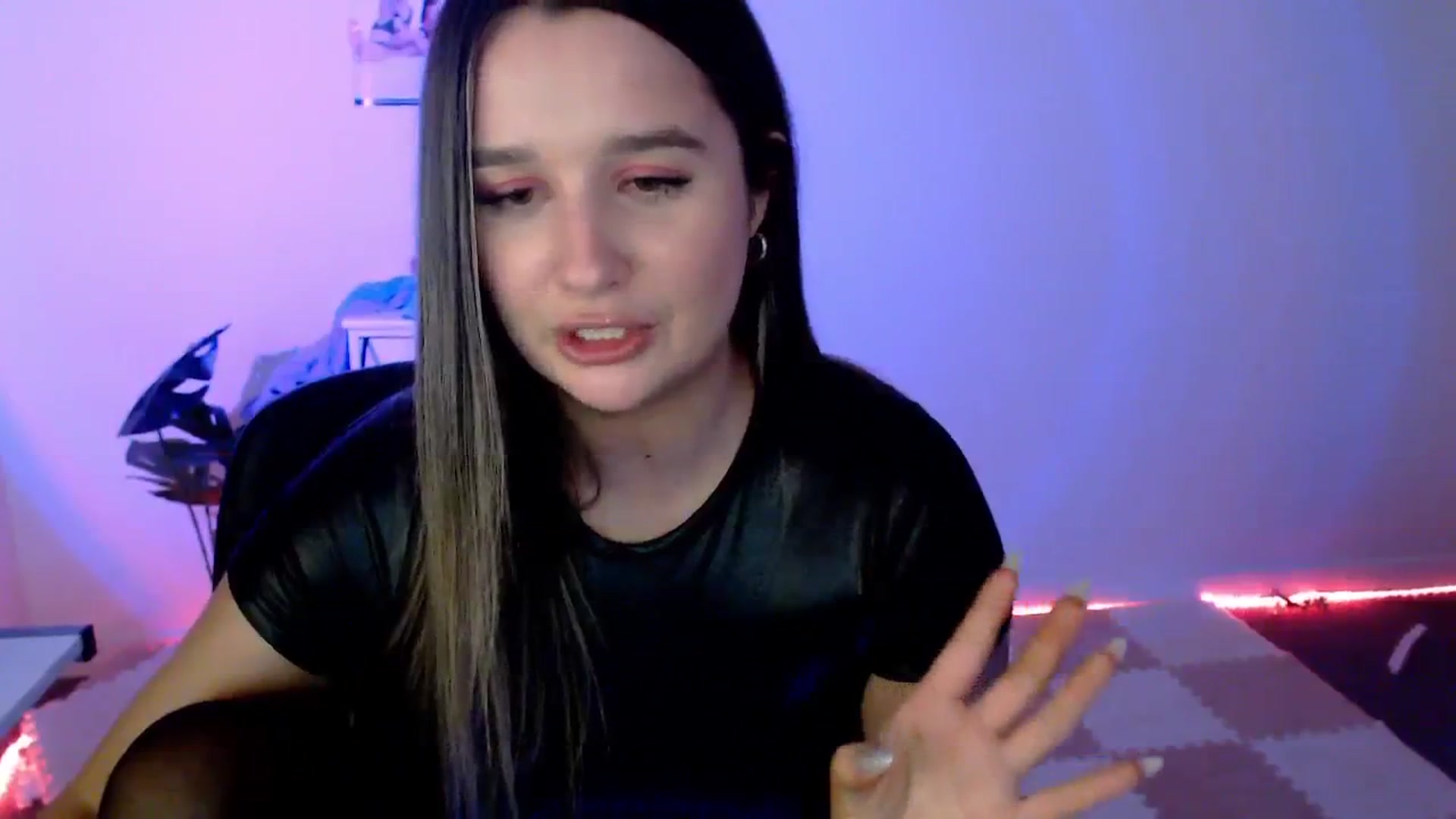 Gallery image thumbnail from StonksRoom's myfreecams stream on, 01/31/2024, 13:13 image 11 of 20