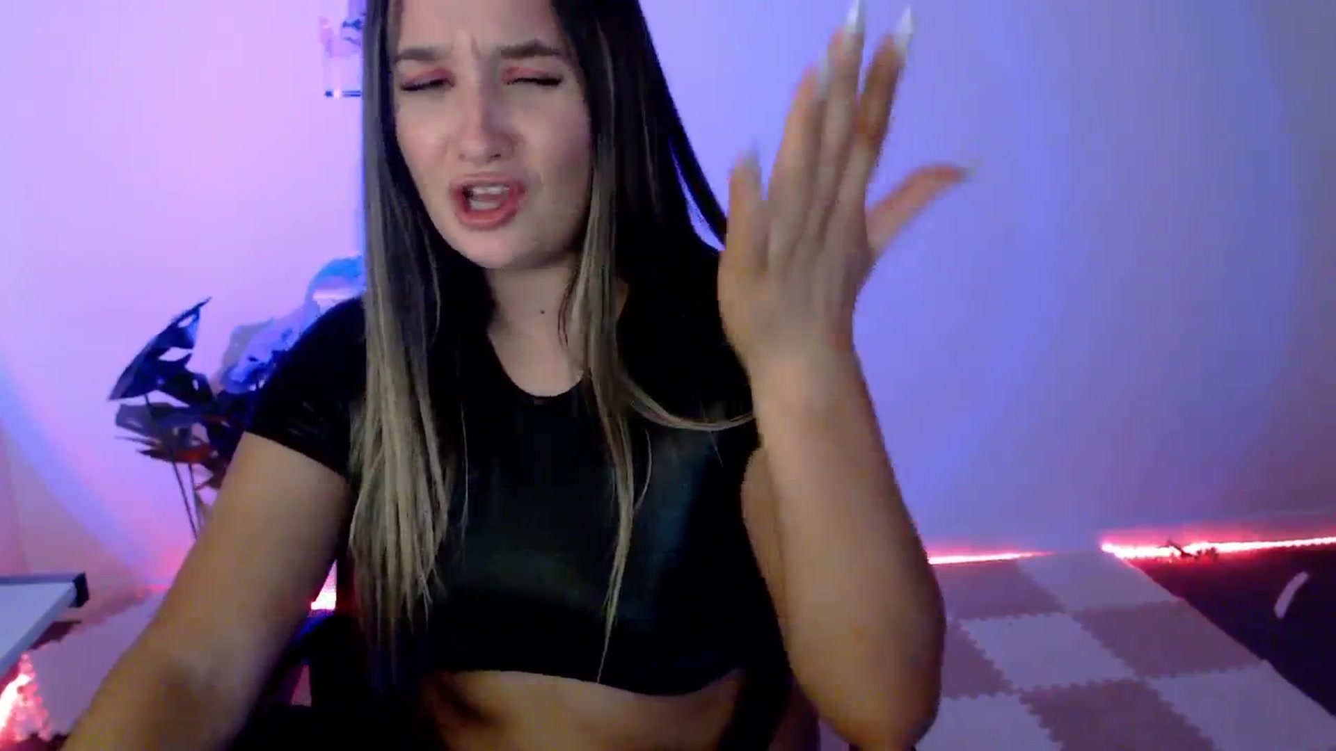 Gallery image thumbnail from StonksRoom's myfreecams stream on, 01/31/2024, 13:13 image 4 of 20