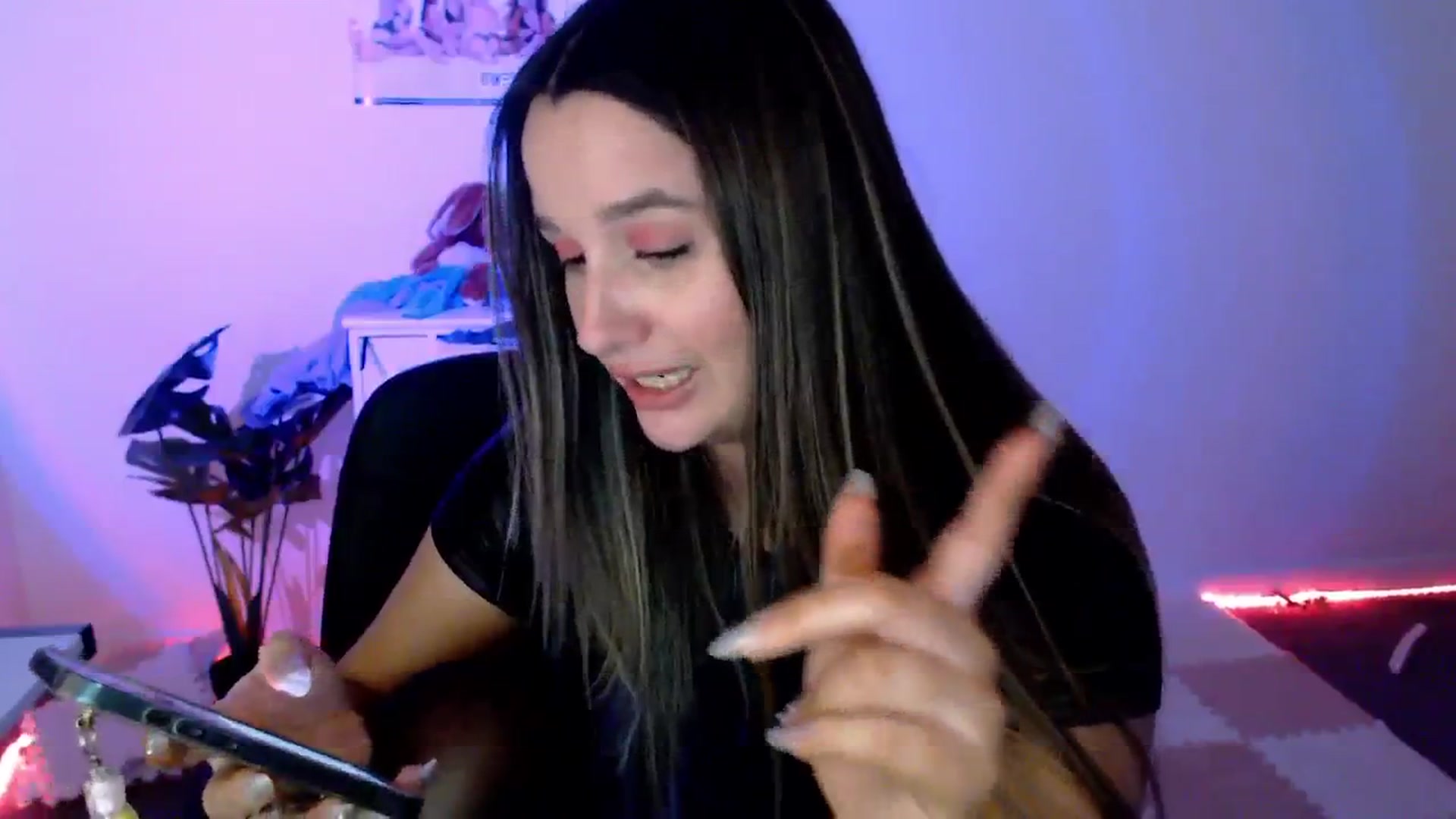 Gallery image thumbnail from StonksRoom's myfreecams stream on, 01/31/2024, 13:13 image 14 of 20