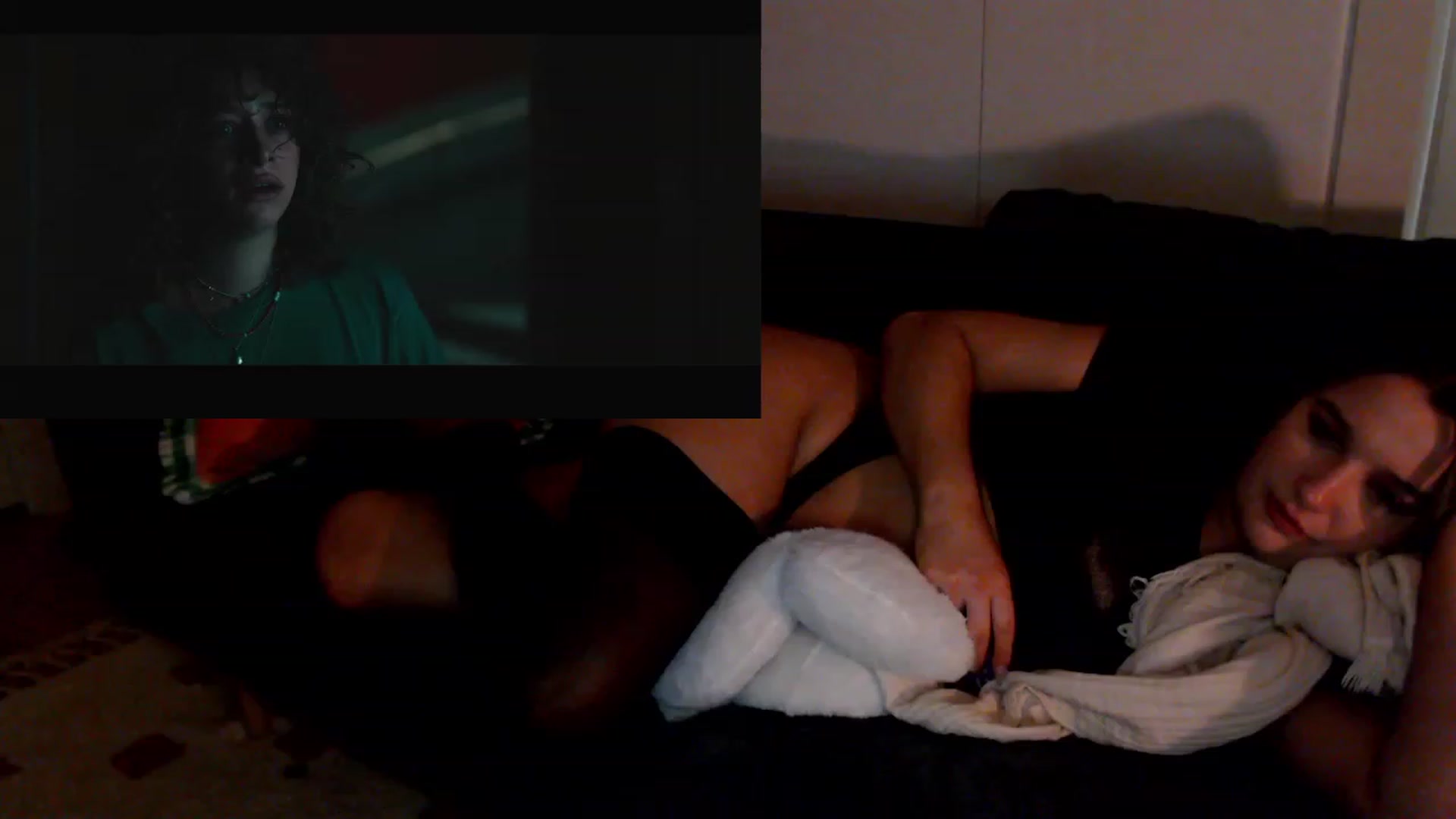 Gallery image thumbnail from StonksRoom's myfreecams stream on, 01/31/2024, 15:09 image 1 of 20