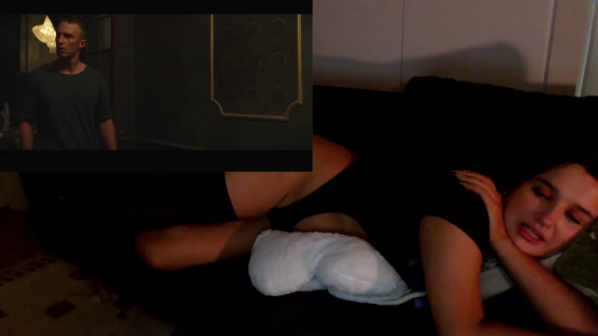 Gallery image thumbnail from StonksRoom's myfreecams stream on, 01/31/2024, 15:09 image 4 of 20