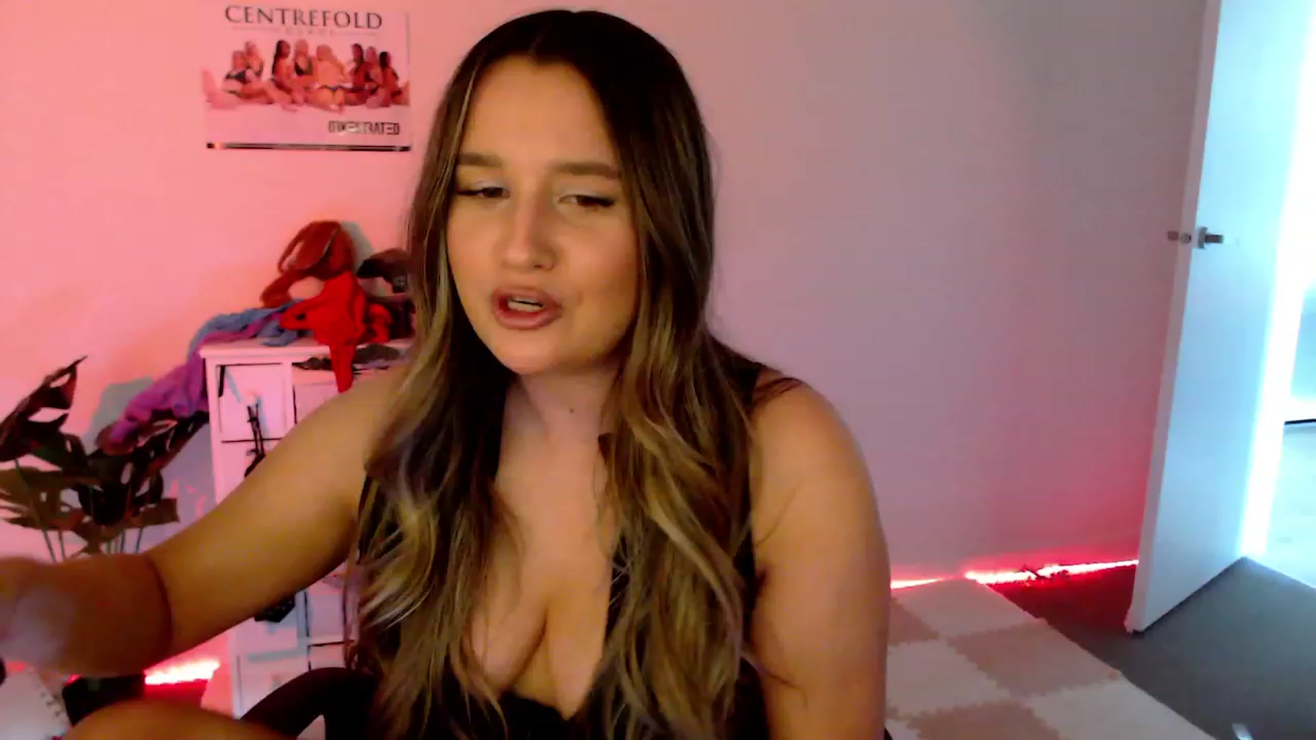 Gallery image thumbnail from StonksRoom's myfreecams stream on, 02/02/2024, 09:10 image 1 of 20