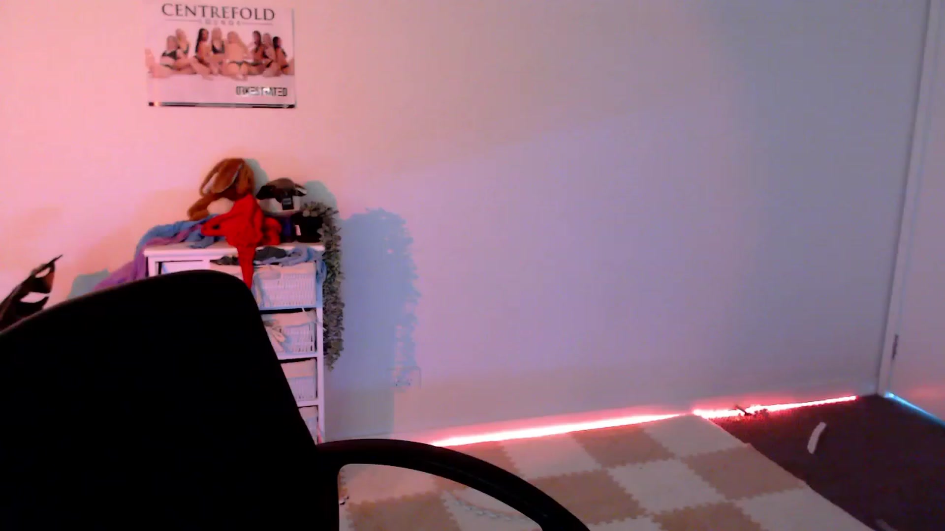 Gallery image thumbnail from StonksRoom's myfreecams stream on, 02/02/2024, 09:10 image 18 of 20