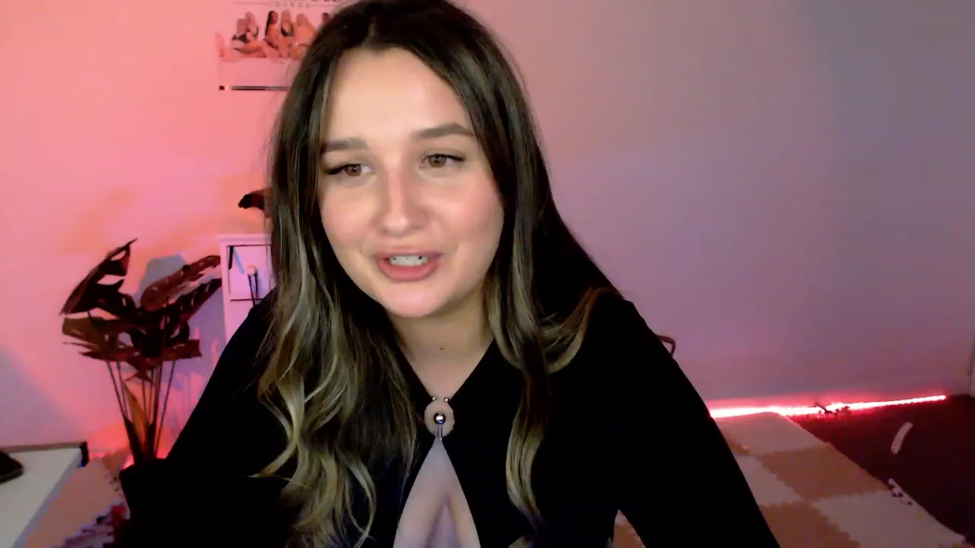 Gallery image thumbnail from StonksRoom's myfreecams stream on, 02/09/2024, 10:09 image 14 of 20