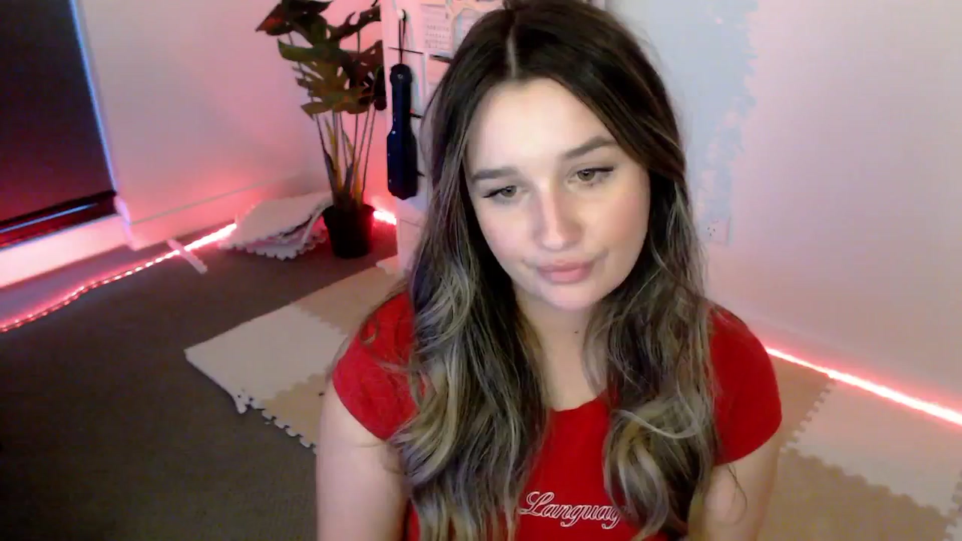 Gallery image thumbnail from StonksRoom's myfreecams stream on, 02/10/2024, 09:36 image 19 of 20