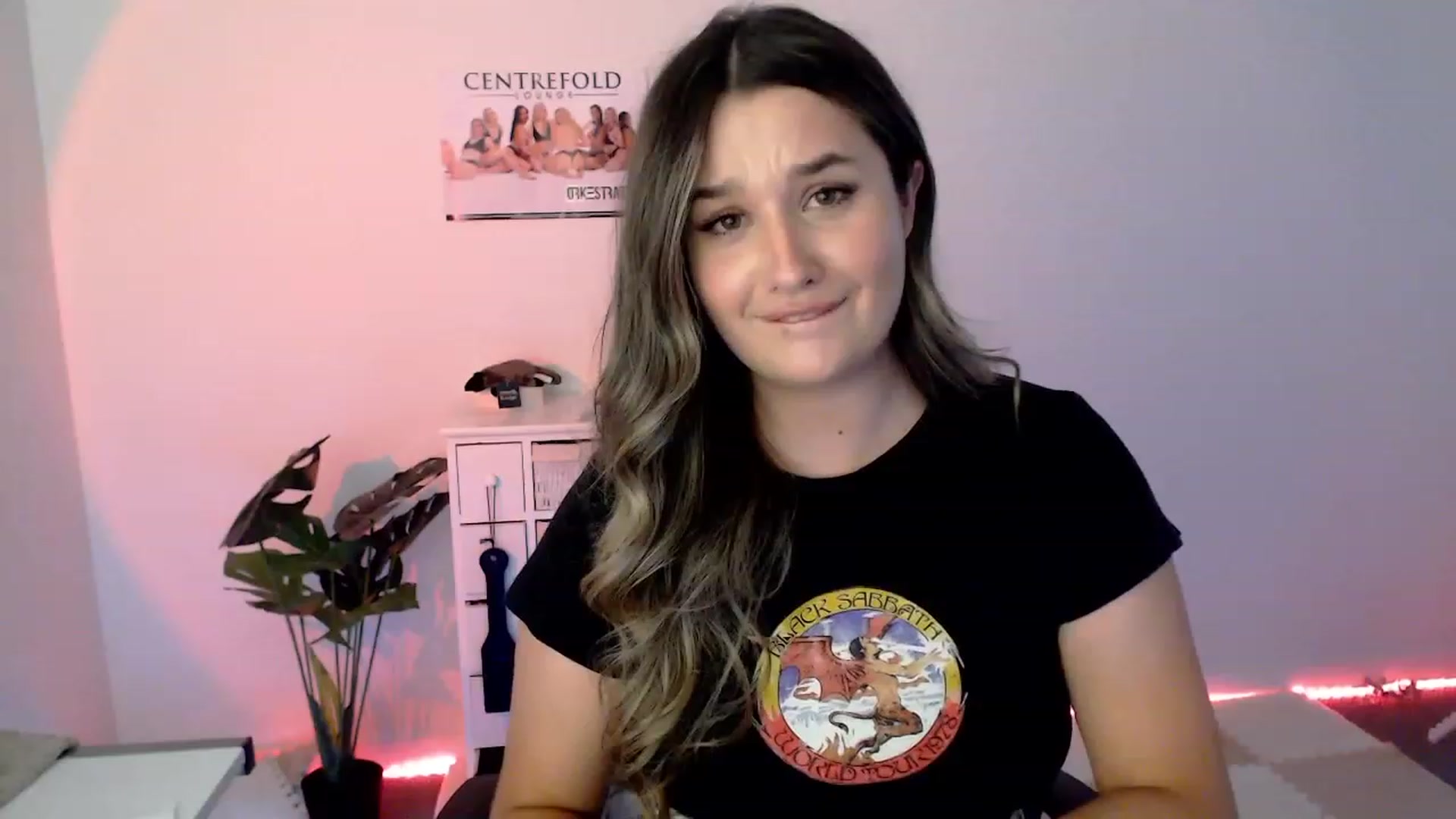 Gallery image thumbnail from StonksRoom's myfreecams stream on, 02/13/2024, 08:03 image 4 of 20