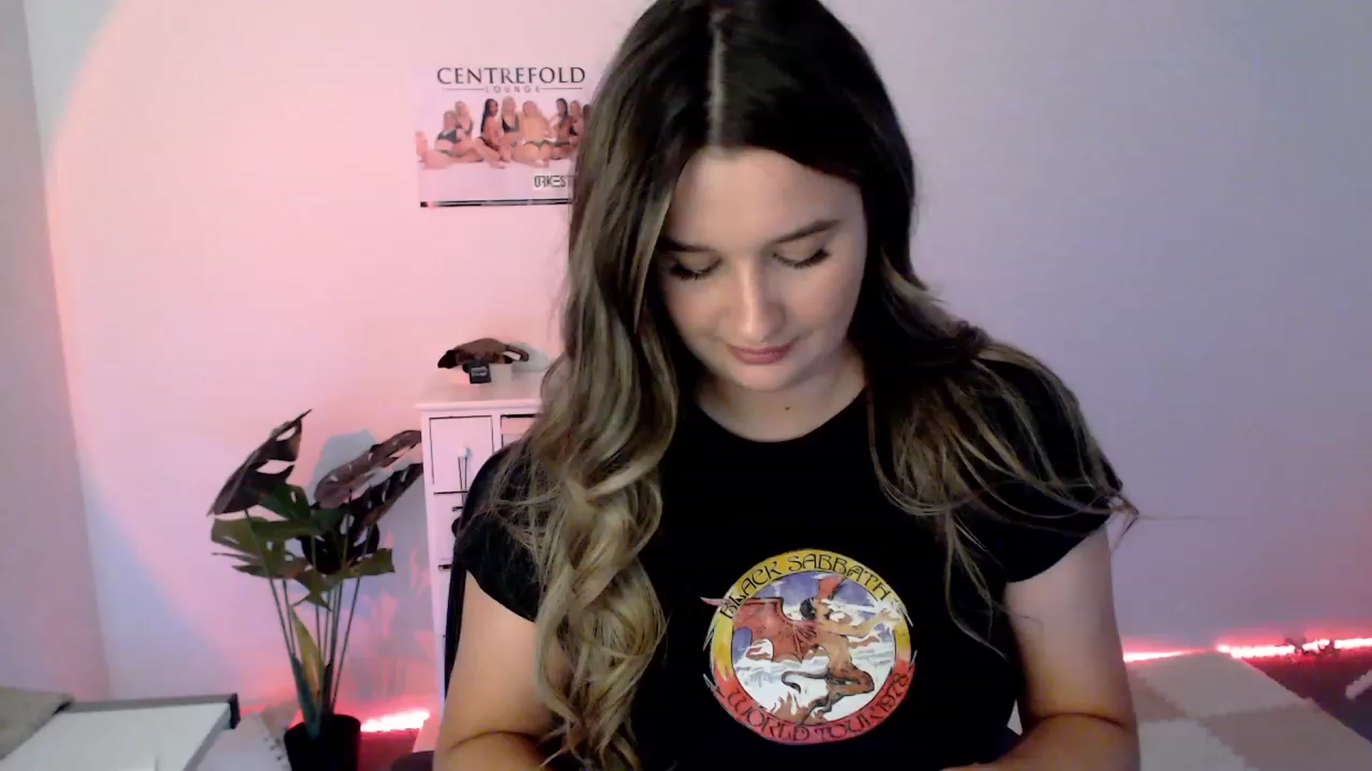 Gallery image thumbnail from StonksRoom's myfreecams stream on, 02/13/2024, 08:03 image 14 of 20