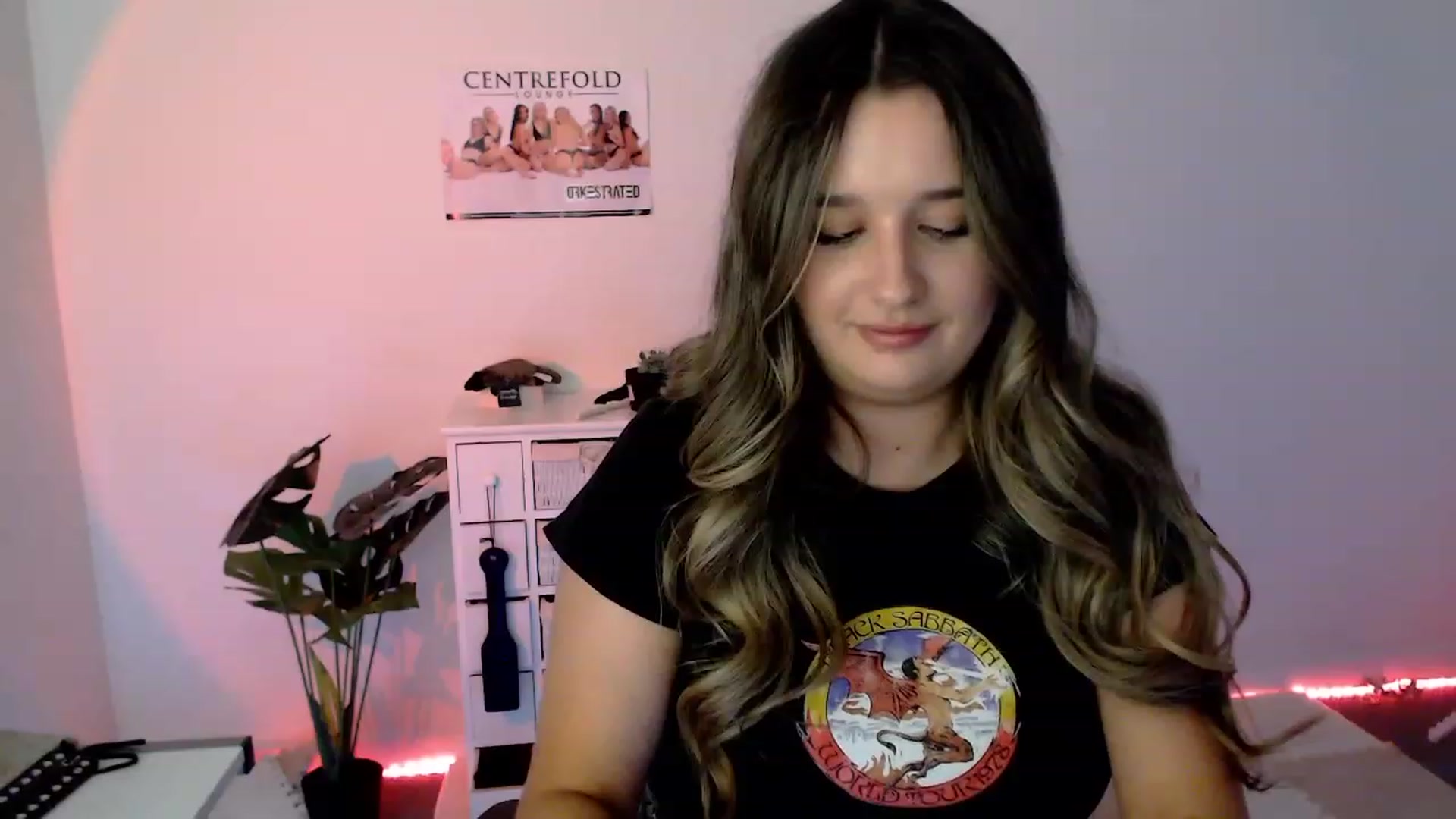 Gallery image thumbnail from StonksRoom's myfreecams stream on, 02/13/2024, 08:03 image 18 of 20