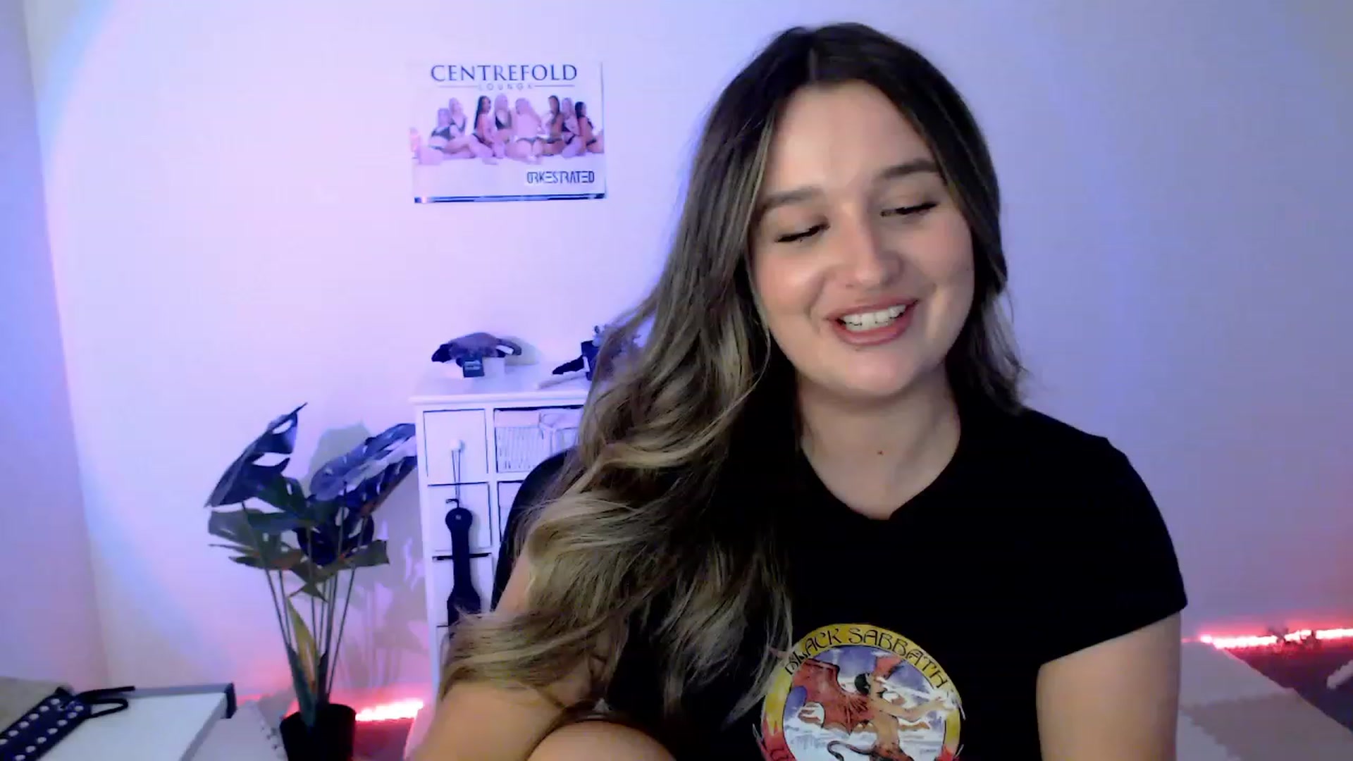 Gallery image thumbnail from StonksRoom's myfreecams stream on, 02/13/2024, 08:03 image 19 of 20