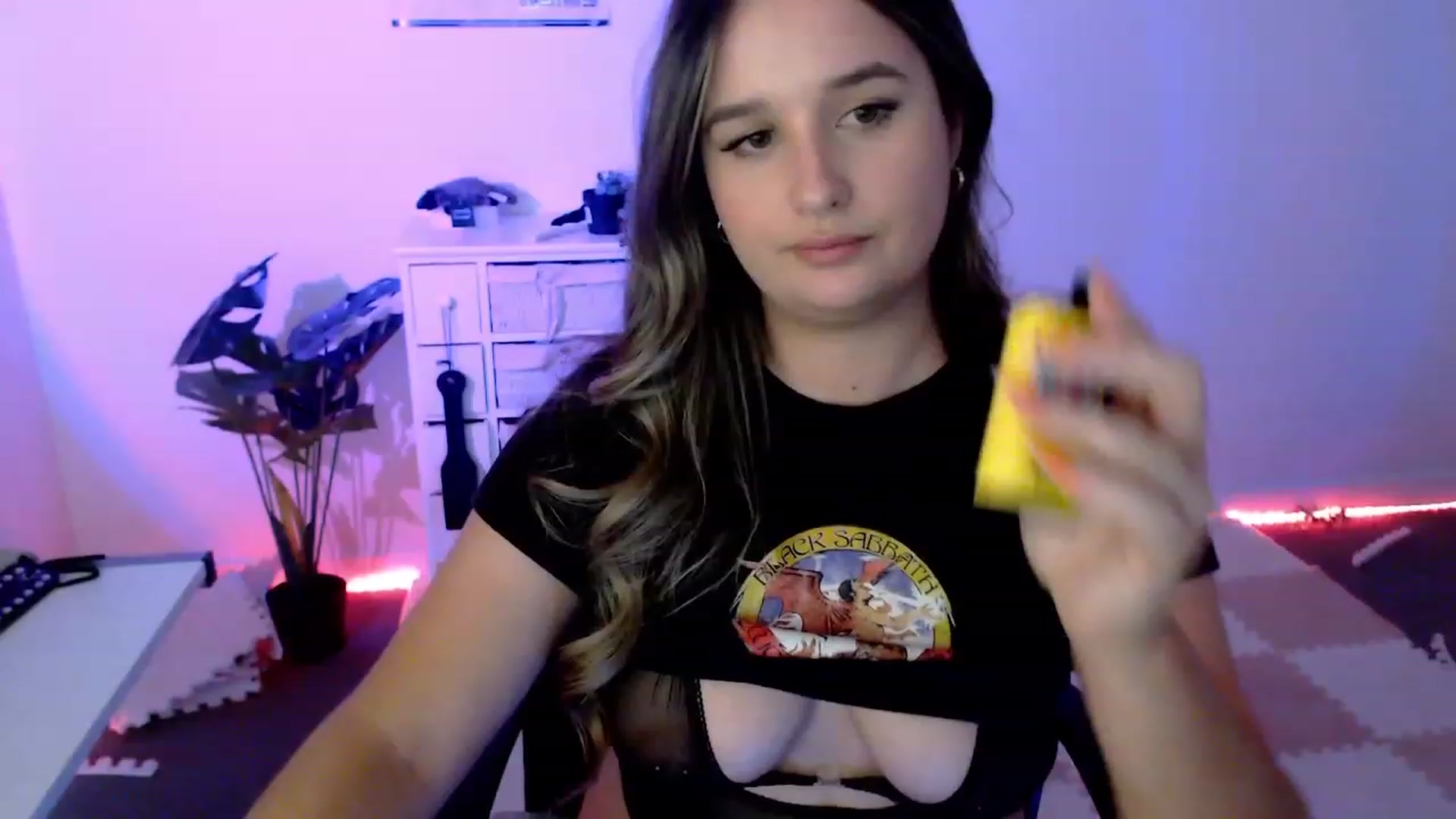 Gallery image thumbnail from StonksRoom's myfreecams stream on, 02/13/2024, 11:16 image 8 of 20