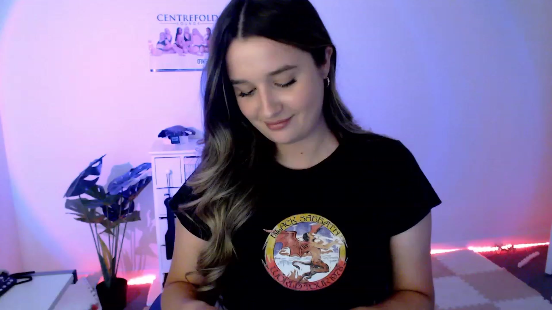 Gallery image thumbnail from StonksRoom's myfreecams stream on, 02/13/2024, 11:16 image 2 of 20