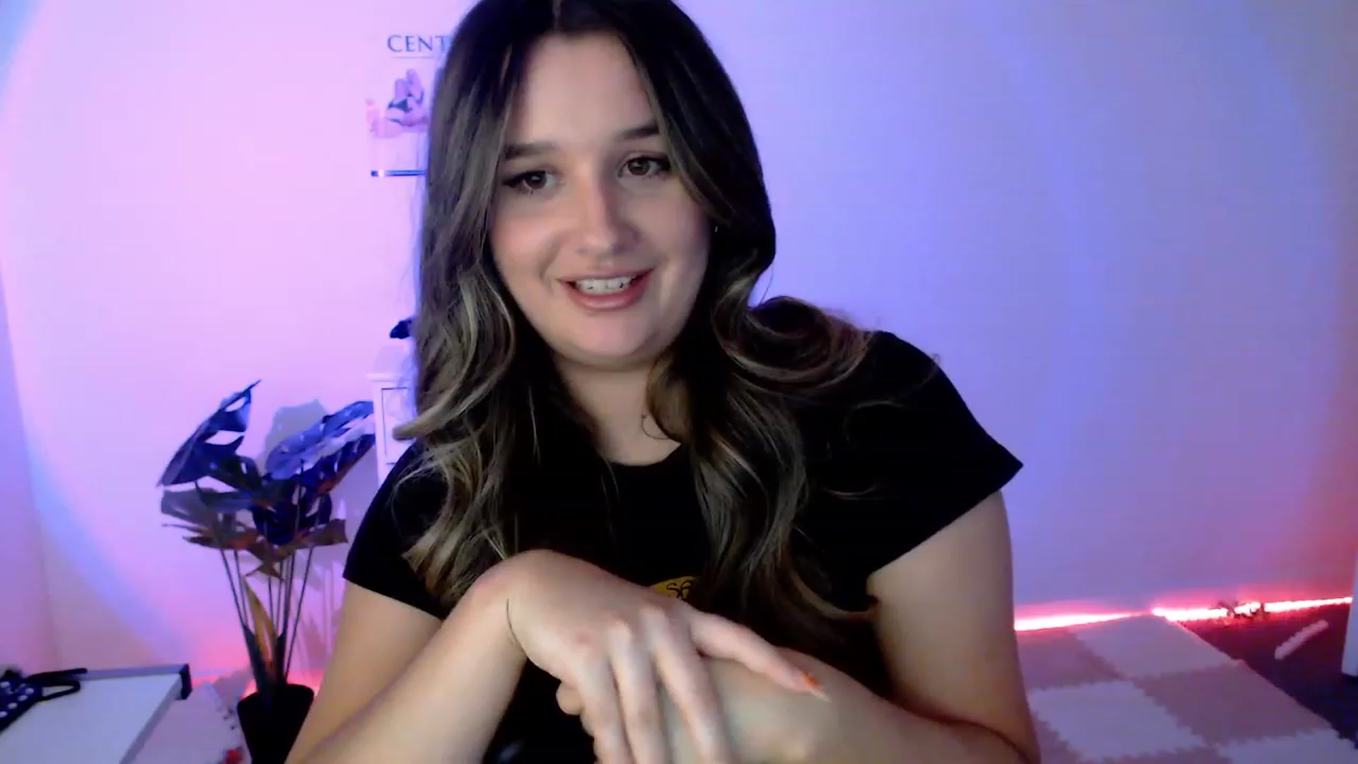 Gallery image thumbnail from StonksRoom's myfreecams stream on, 02/13/2024, 11:16 image 6 of 20