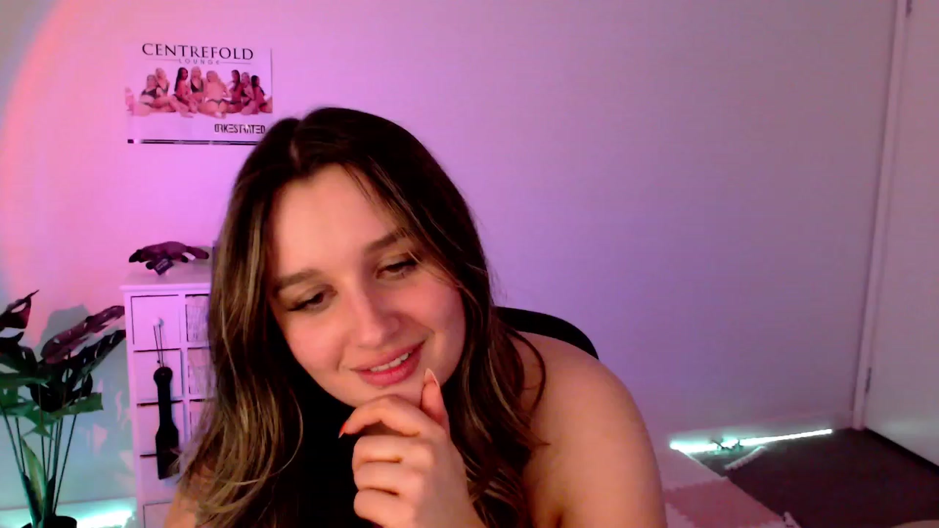 Gallery image thumbnail from StonksRoom's myfreecams stream on, 02/16/2024, 16:00 image 17 of 20
