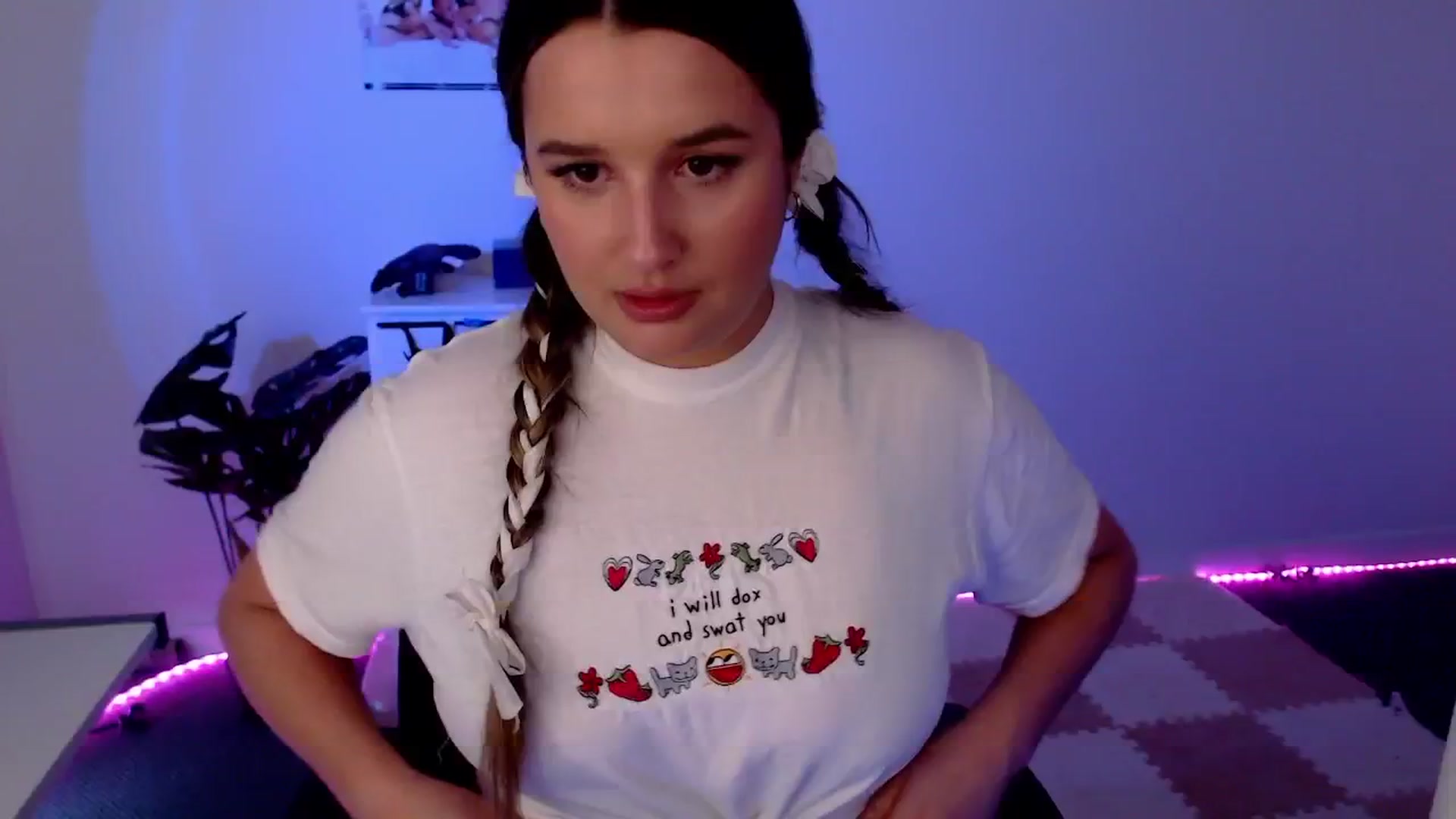 Gallery image thumbnail from StonksRoom's myfreecams stream on, 02/20/2024, 08:08 image 9 of 20