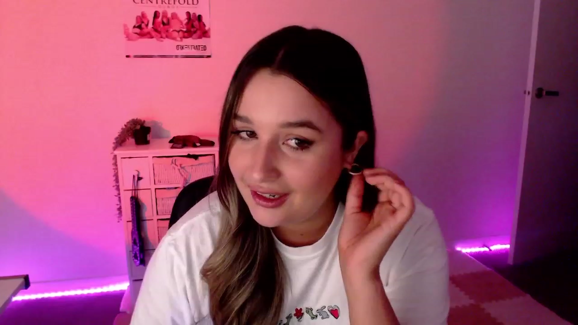 Gallery image thumbnail from StonksRoom's myfreecams stream on, 02/29/2024, 10:01 image 3 of 20