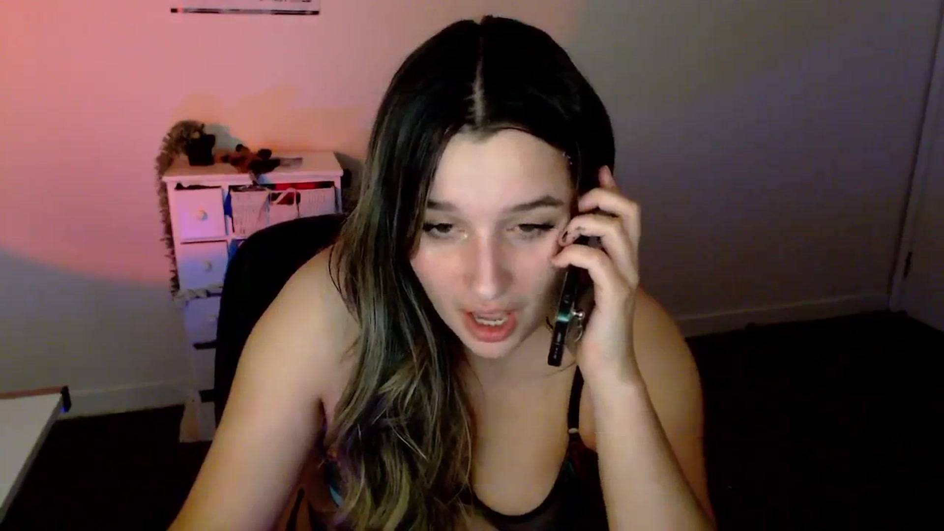 Gallery image thumbnail from StonksRoom's myfreecams stream on, 03/02/2024, 18:18 image 15 of 20