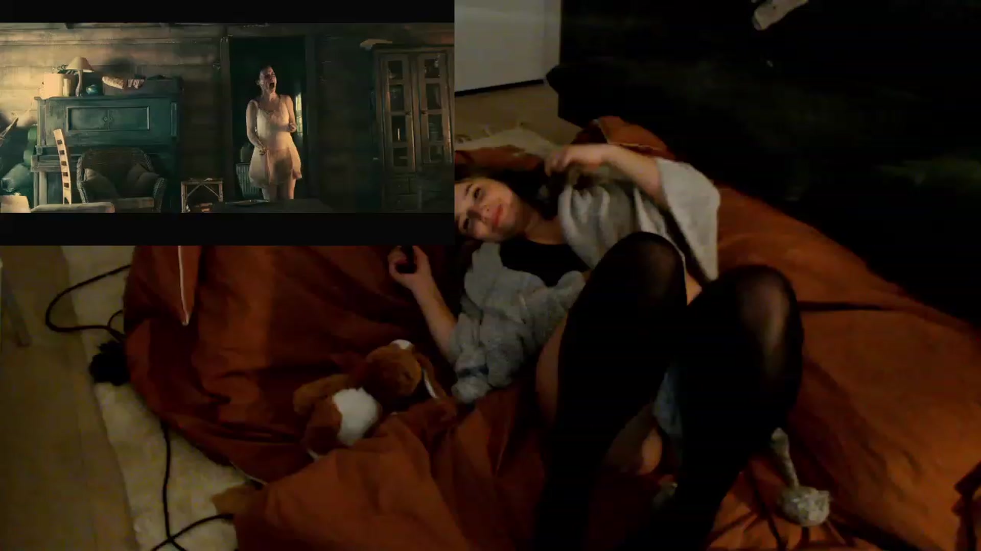 Gallery image thumbnail from StonksRoom's myfreecams stream on, 03/09/2024, 16:21 image 12 of 20