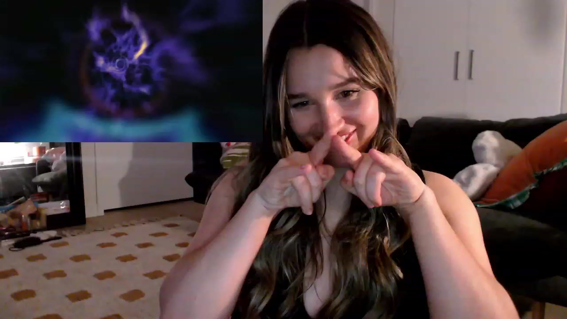 Gallery image thumbnail from StonksRoom's myfreecams stream on, 03/09/2024, 16:21 image 2 of 20