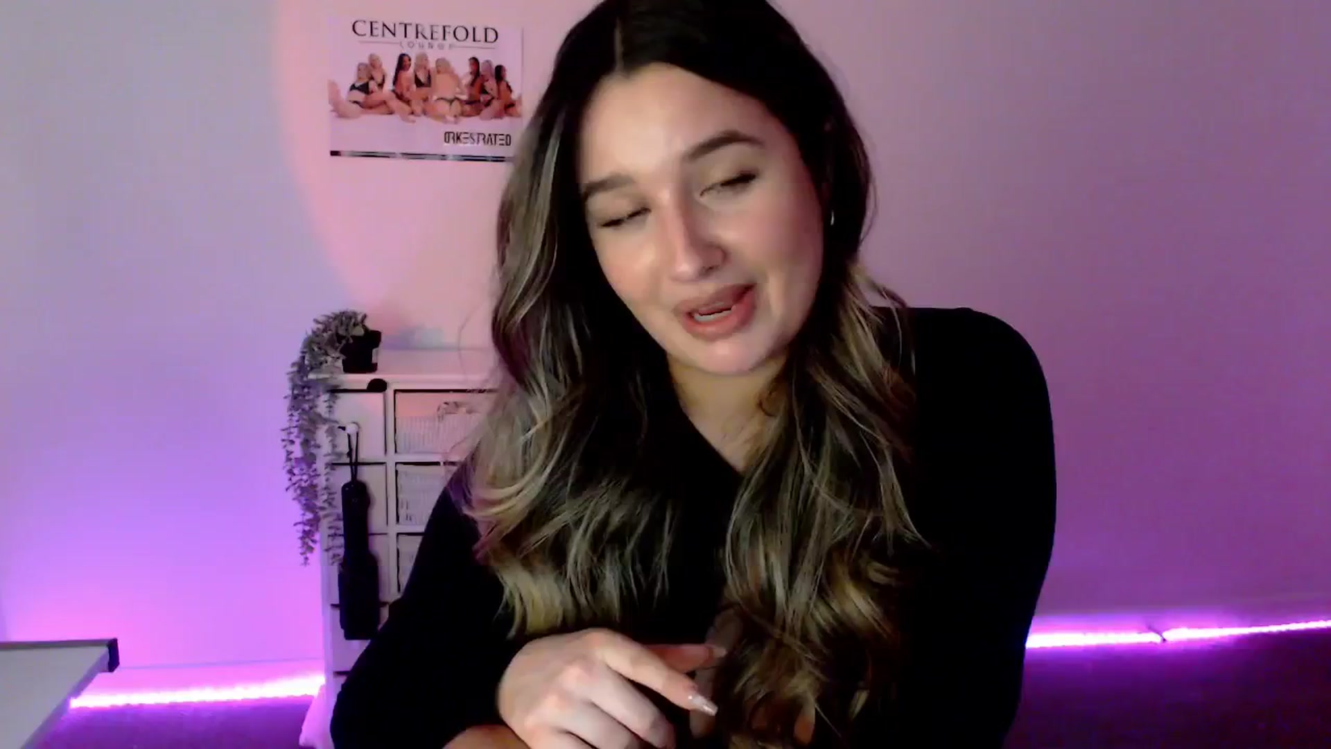 Gallery image thumbnail from StonksRoom's myfreecams stream on, 03/20/2024, 11:11 image 13 of 20
