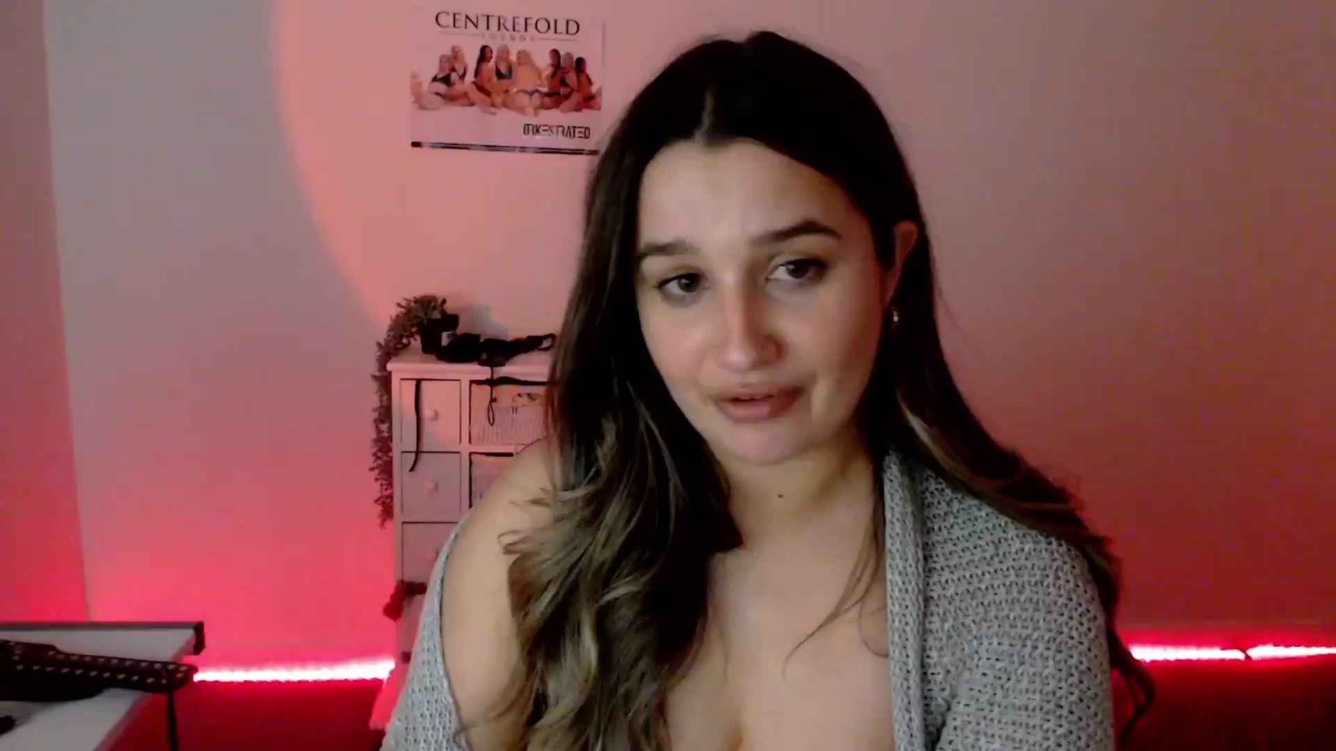 Gallery image thumbnail from StonksRoom's myfreecams stream on, 03/29/2024, 16:01 image 20 of 20