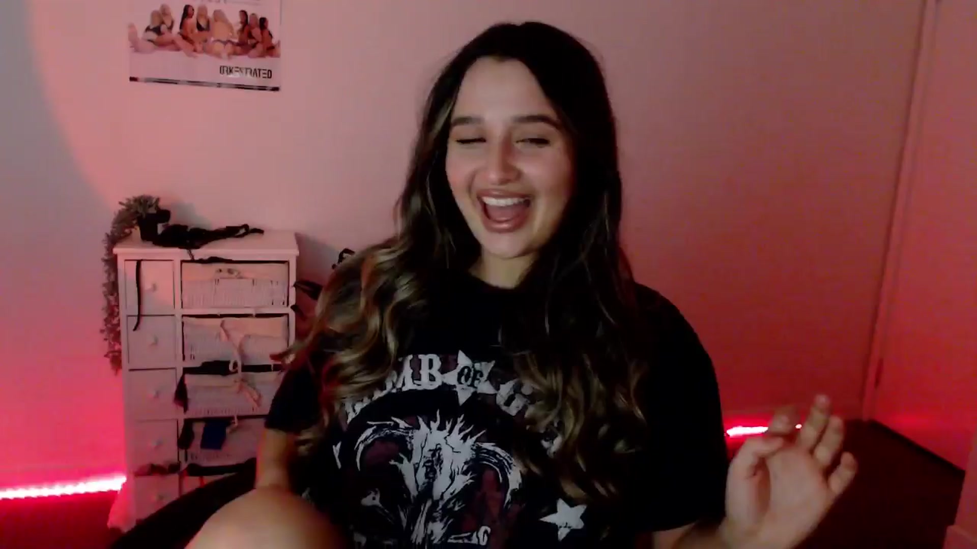 Gallery image thumbnail from StonksRoom's myfreecams stream on, 03/31/2024, 12:09 image 2 of 20