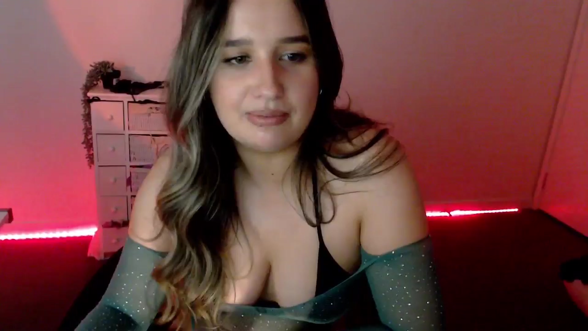 Gallery image thumbnail from StonksRoom's myfreecams stream on, 03/31/2024, 12:09 image 8 of 20