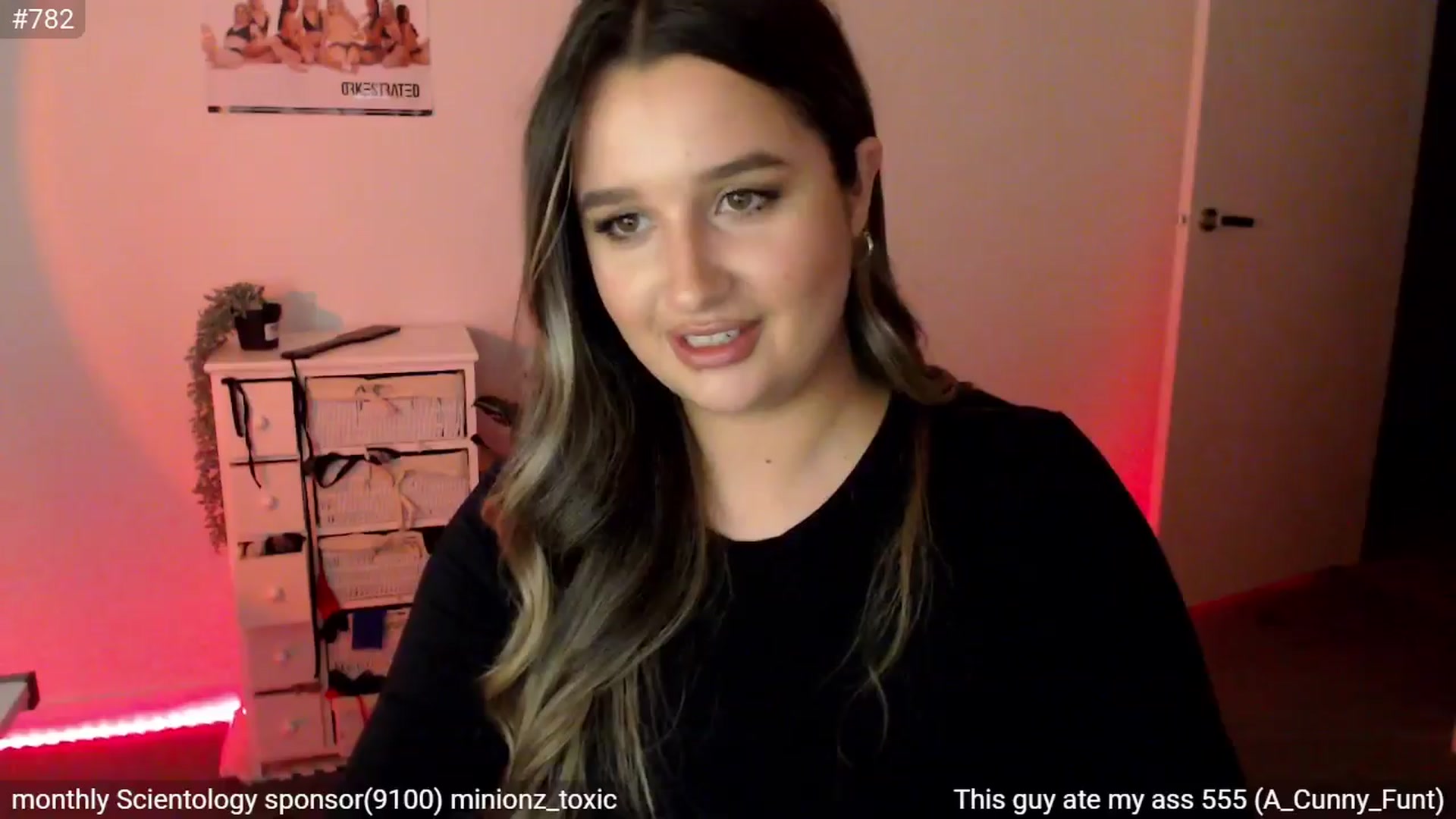 Gallery image thumbnail from StonksRoom's myfreecams stream on, 04/11/2024, 12:21 image 10 of 20