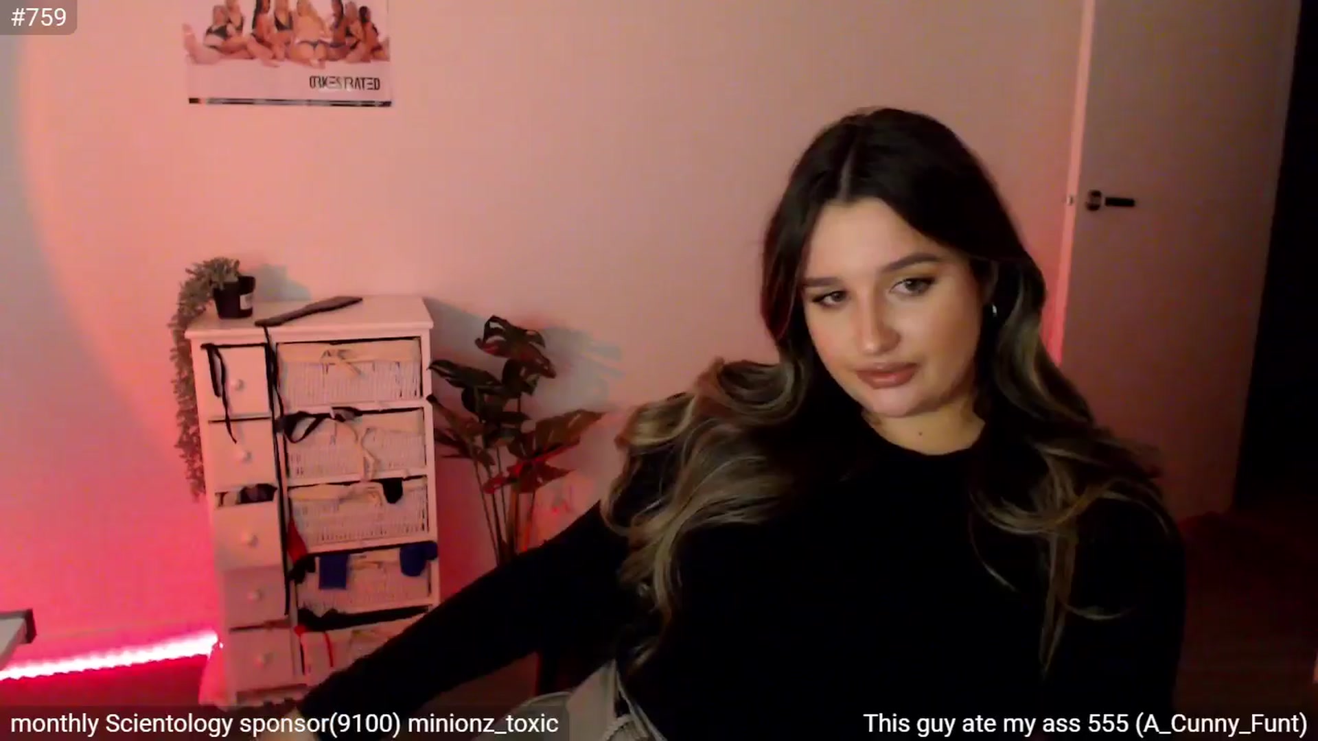 Gallery image thumbnail from StonksRoom's myfreecams stream on, 04/11/2024, 12:21 image 17 of 20