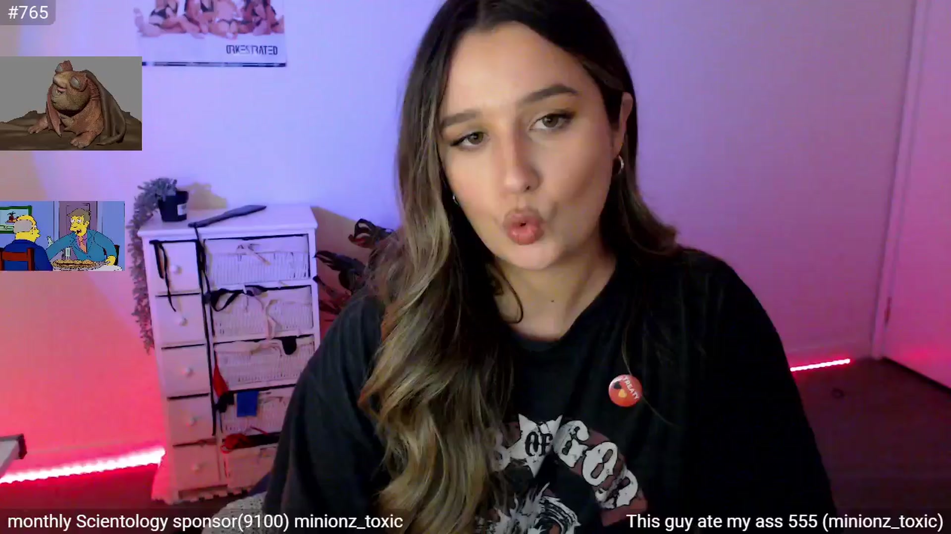 Gallery image thumbnail from StonksRoom's myfreecams stream on, 04/12/2024, 11:14 image 6 of 20