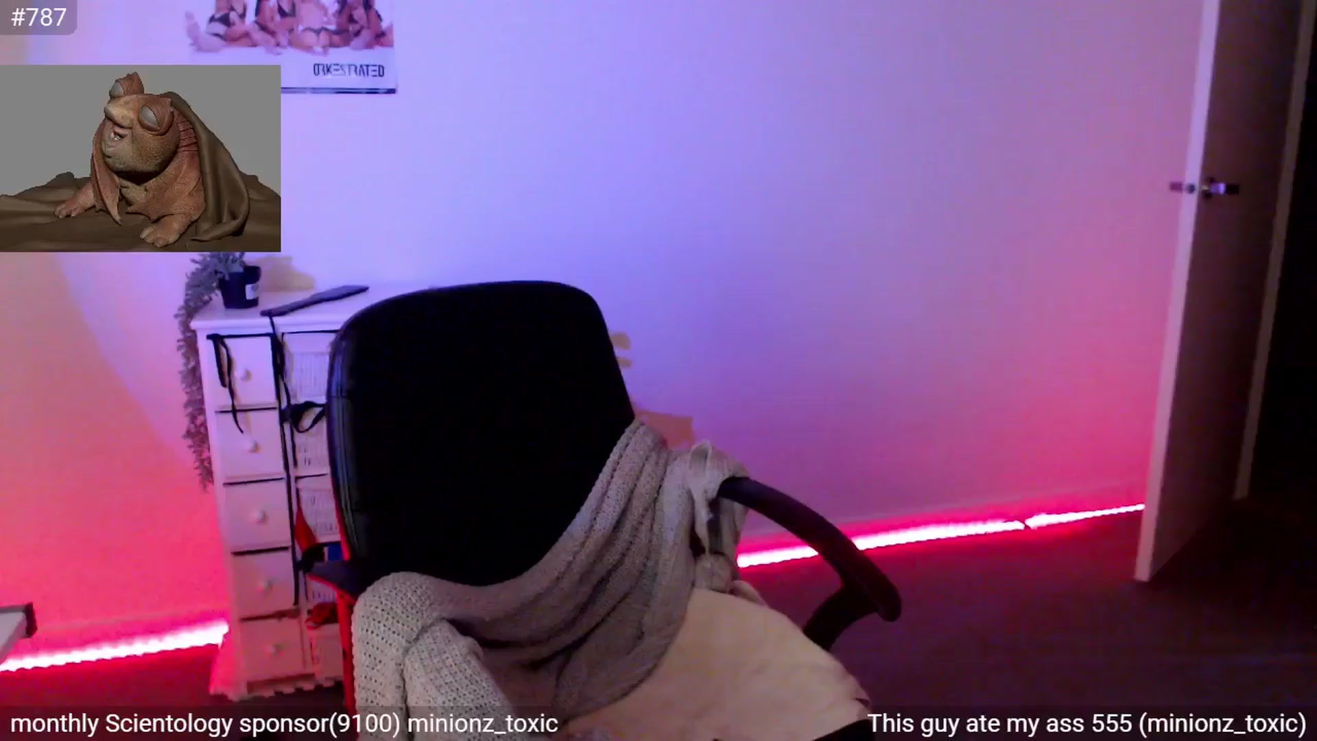 Gallery image thumbnail from StonksRoom's myfreecams stream on, 04/12/2024, 11:14 image 3 of 20