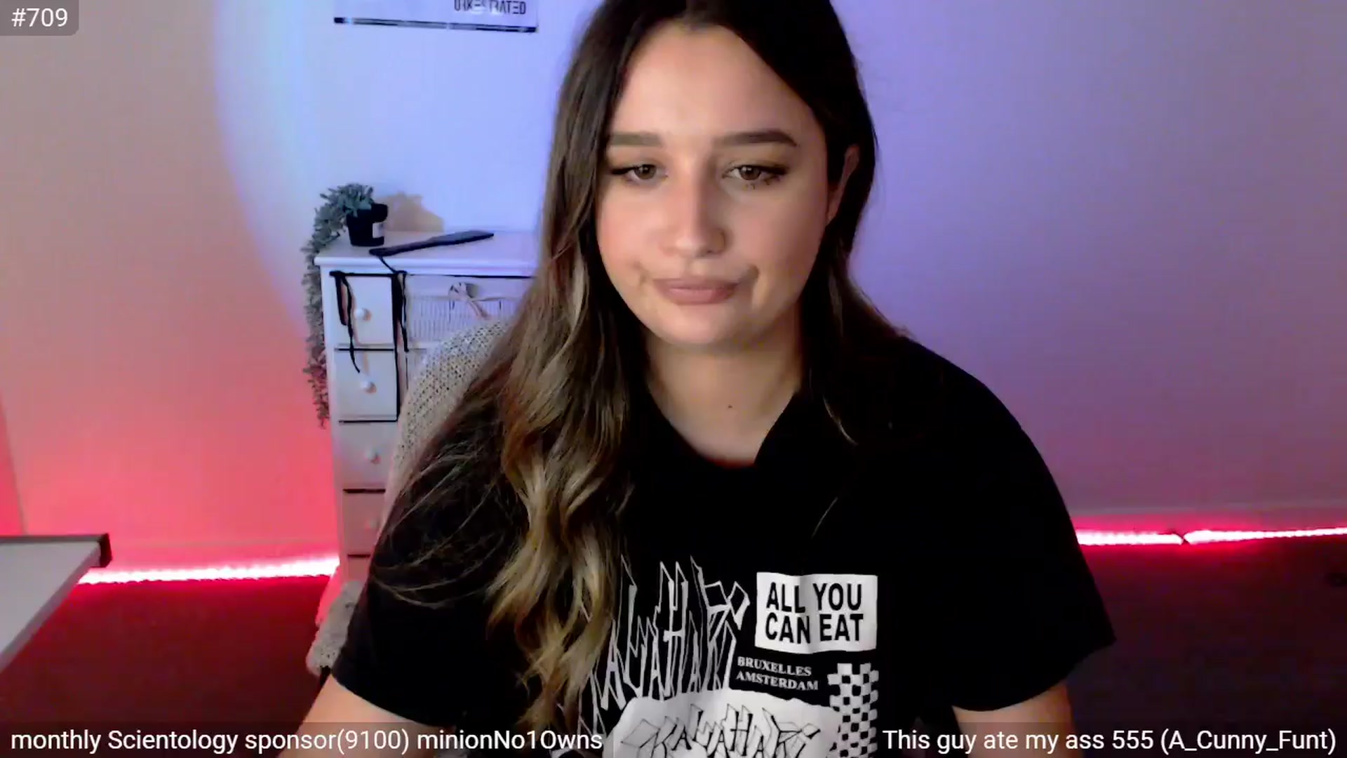 Gallery image thumbnail from StonksRoom's myfreecams stream on, 04/13/2024, 10:42 image 8 of 20