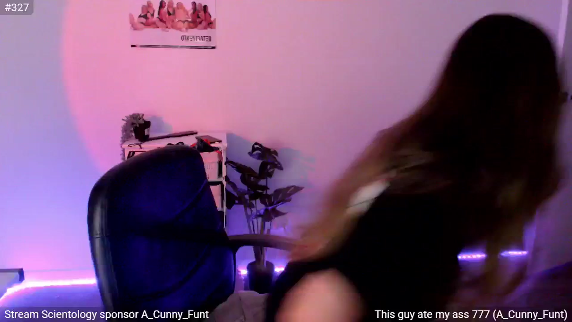 Gallery image thumbnail from StonksRoom's myfreecams stream on, 05/04/2024, 14:28 image 18 of 20