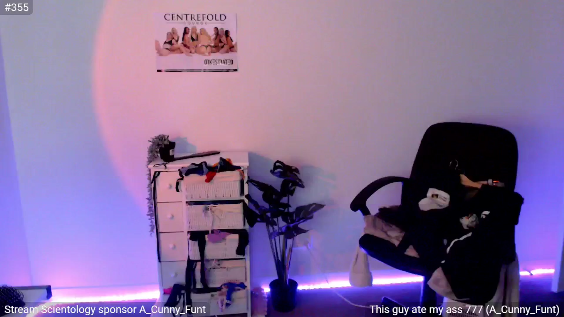 Gallery image thumbnail from StonksRoom's myfreecams stream on, 05/04/2024, 14:28 image 11 of 20